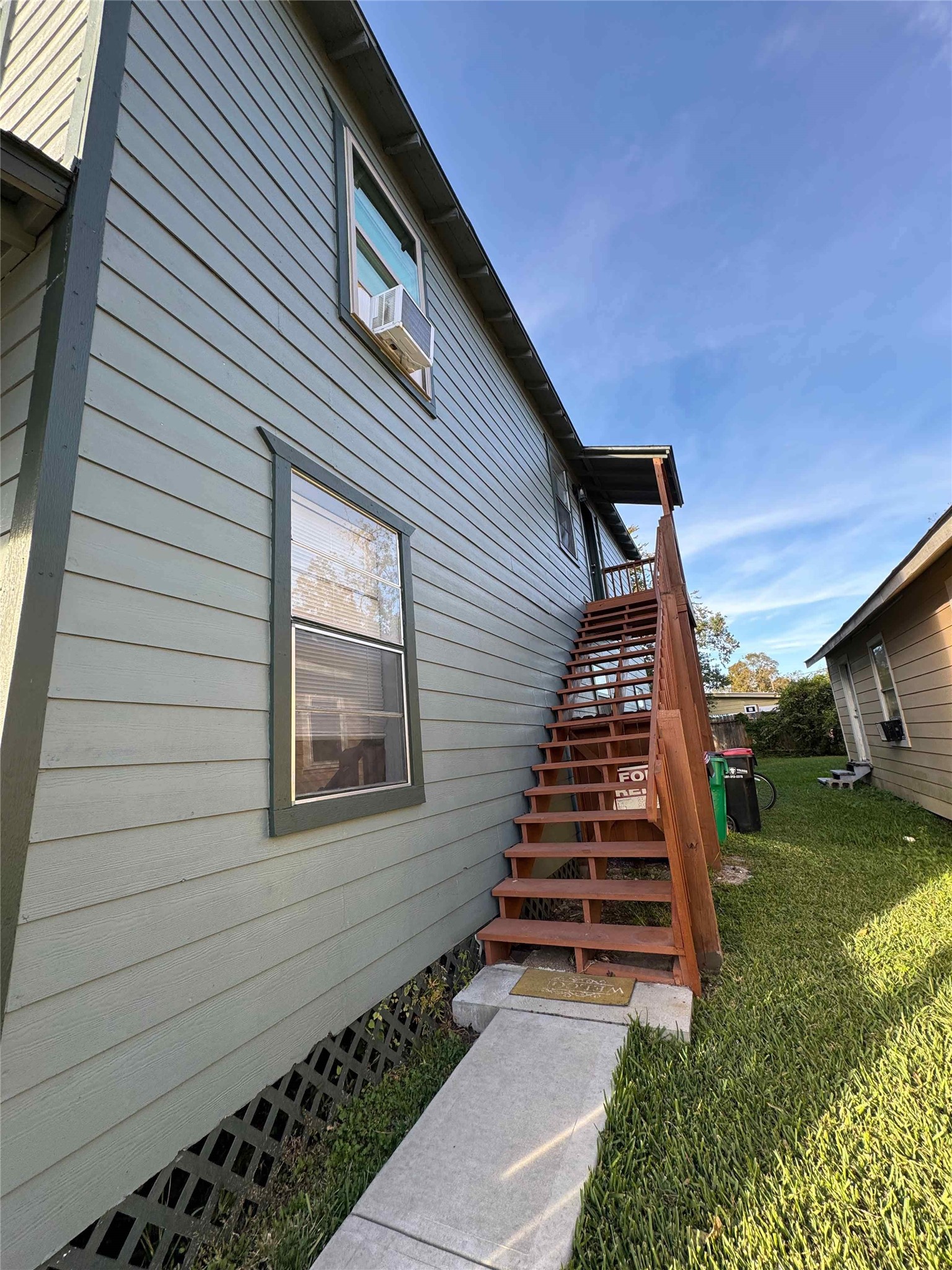 212.5 East Sterling Property Photo 2