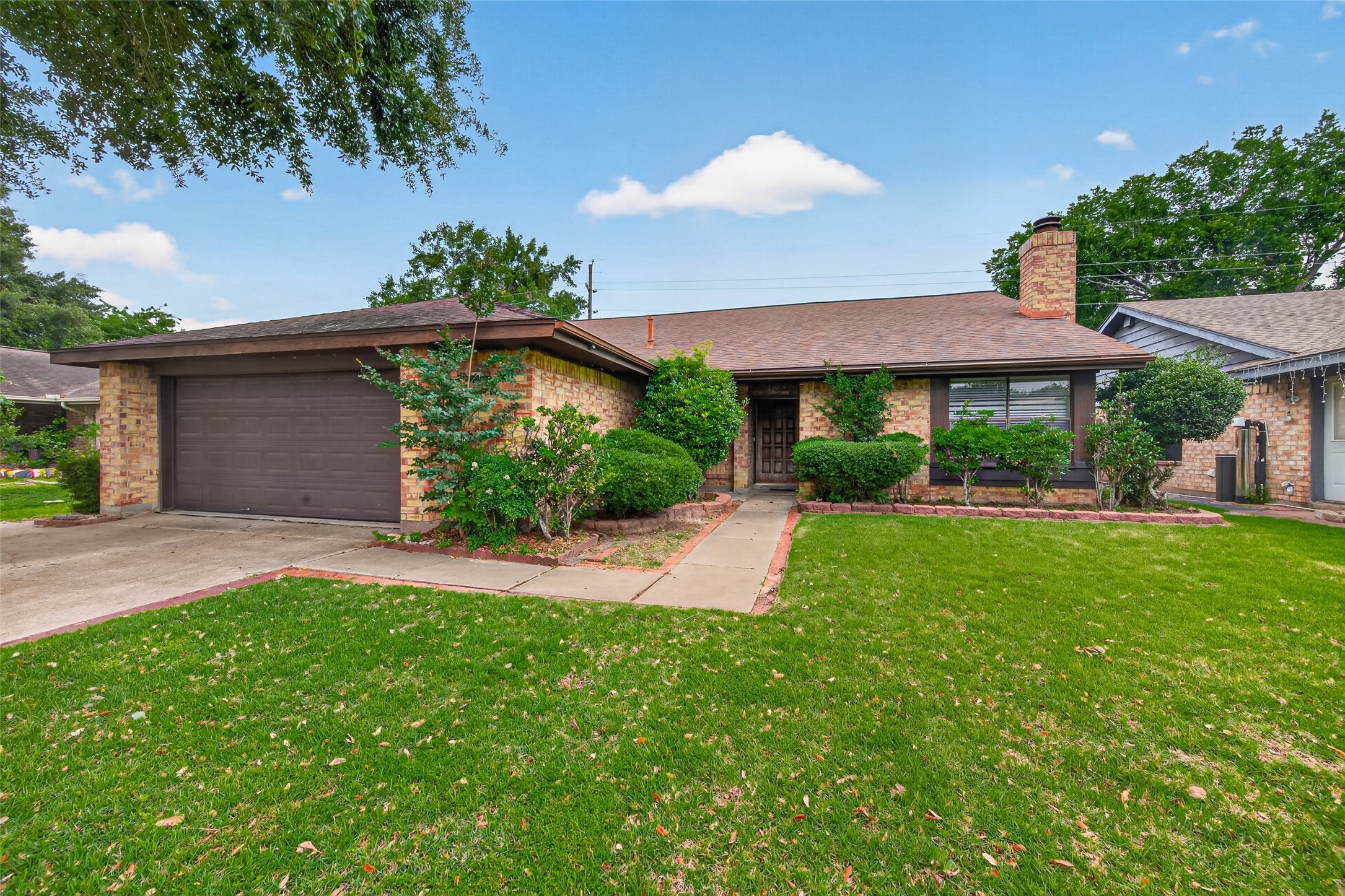 2215 Fort Laramie Drive Property Photo 1