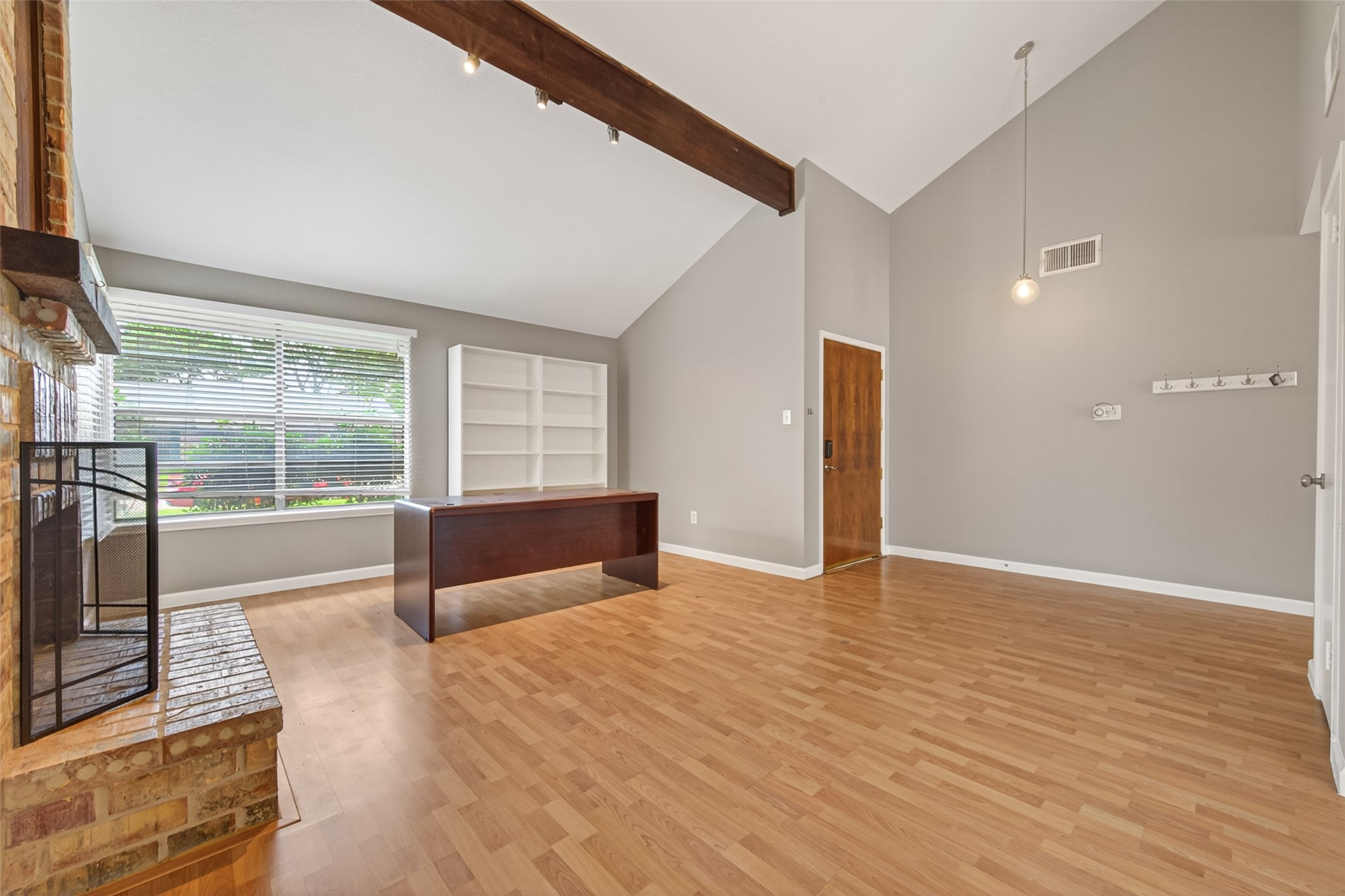 2215 Fort Laramie Drive Property Photo 2