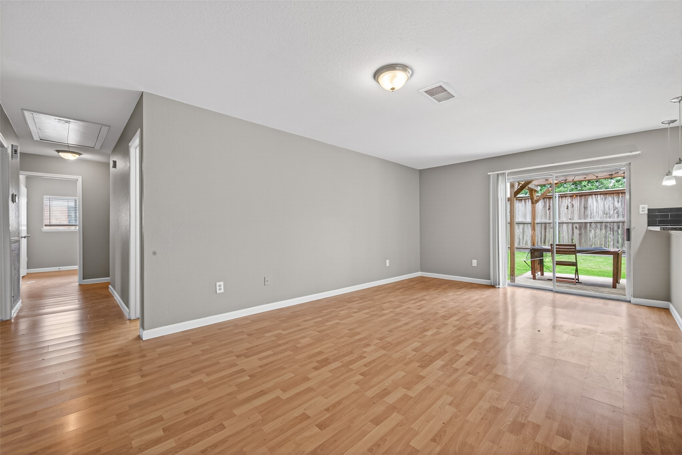 2215 Fort Laramie Drive Property Photo 14