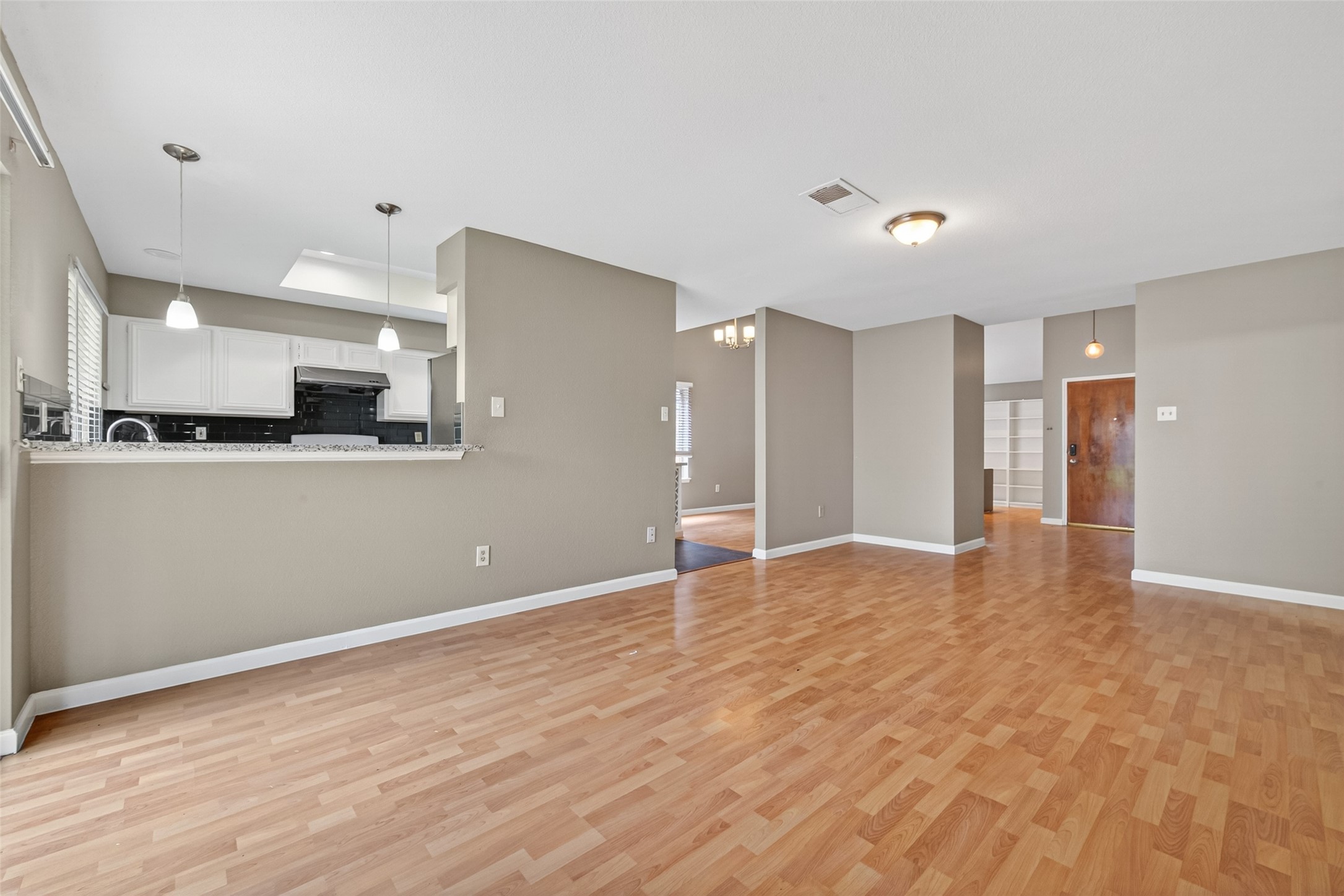 2215 Fort Laramie Drive Property Photo 16
