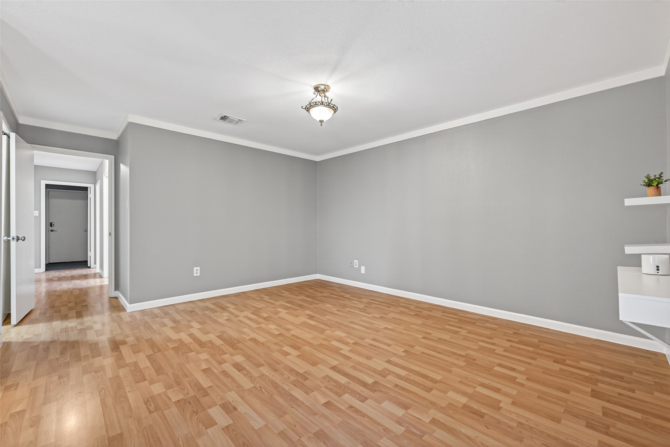 2215 Fort Laramie Drive Property Photo 25