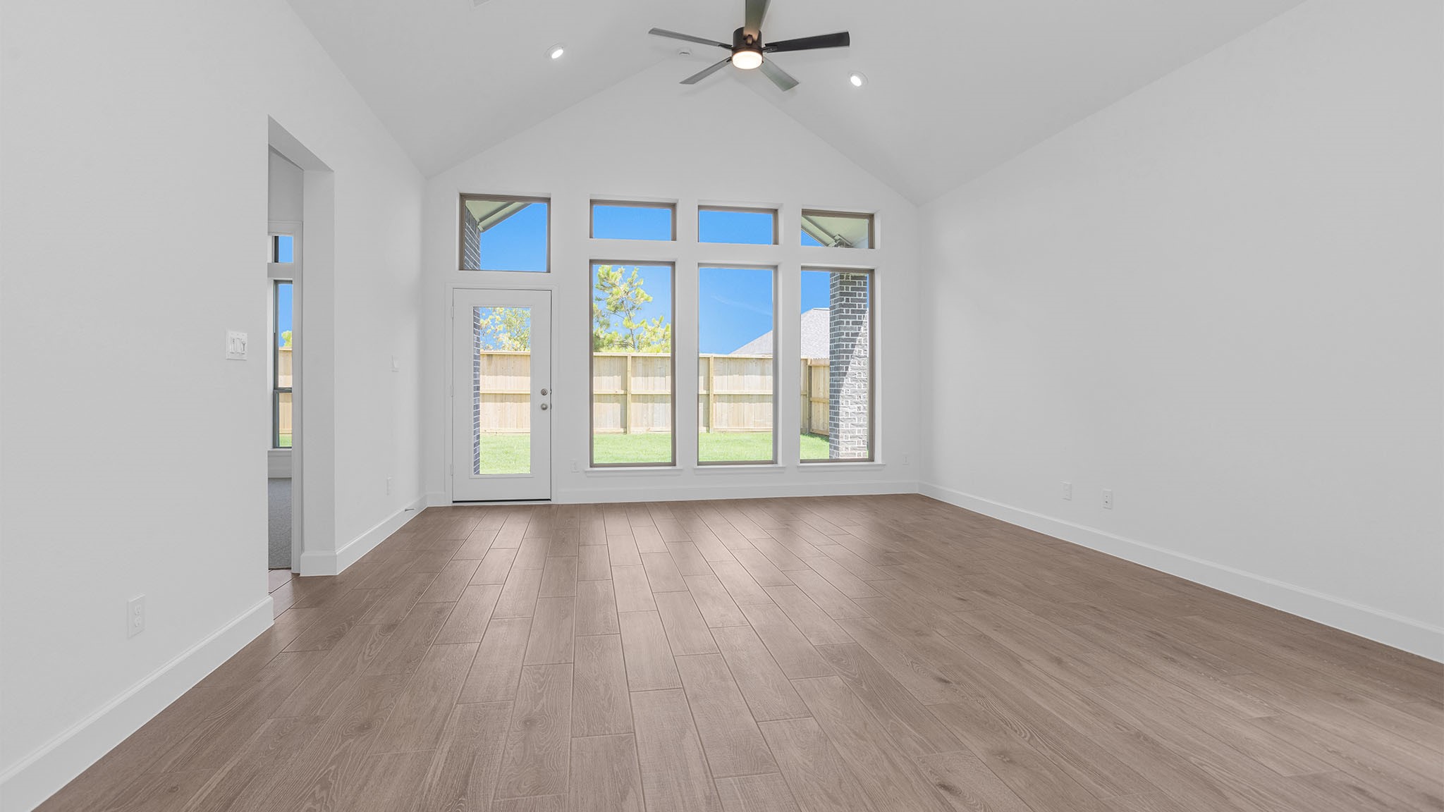 30918 Breezy Way Property Photo 7