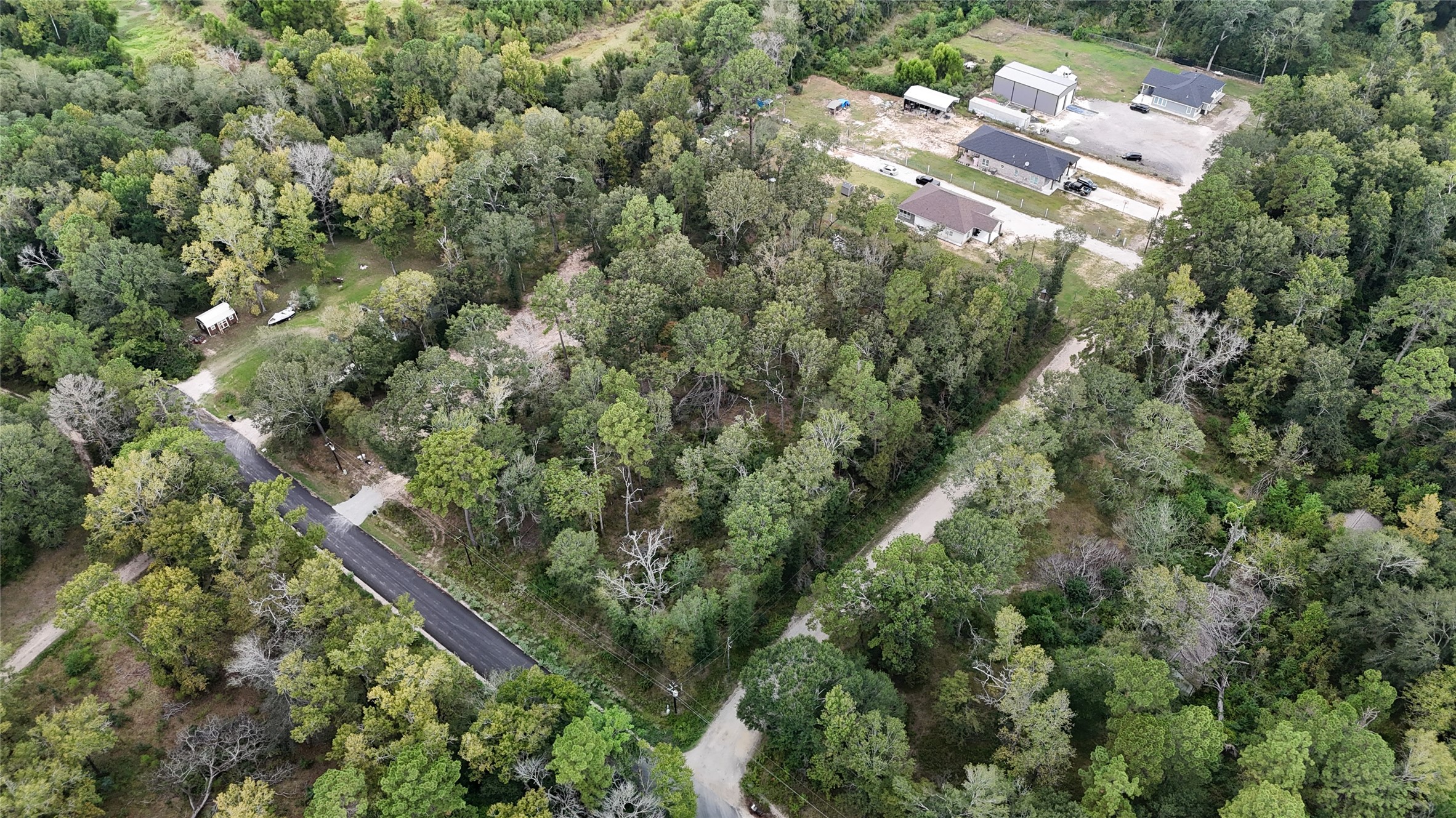 22133 Brook Forest Rd Property Photo 8