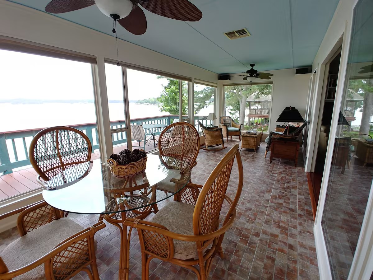 428 Dove Island Property Photo 1