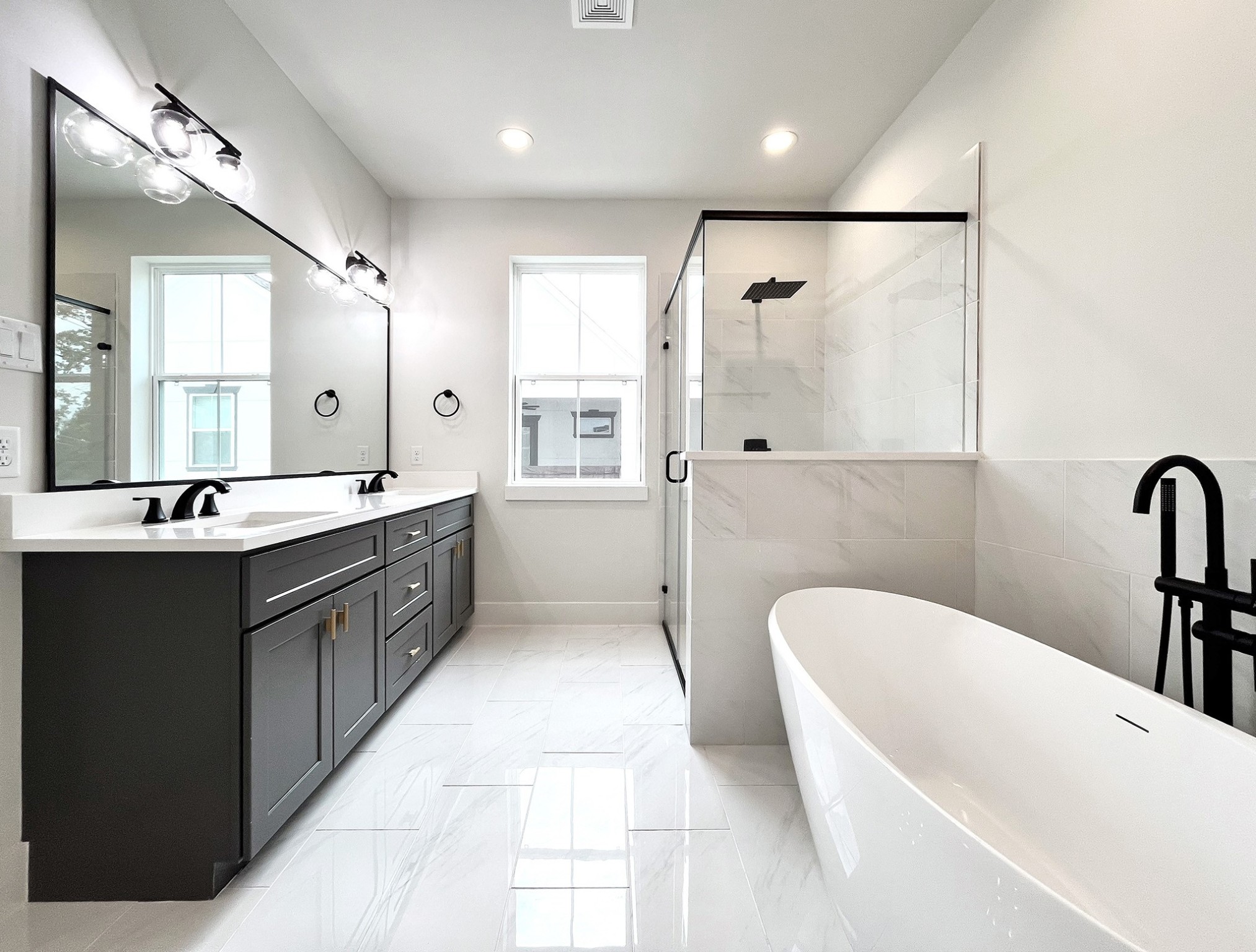 5438A Wheatley Street Property Photo 1