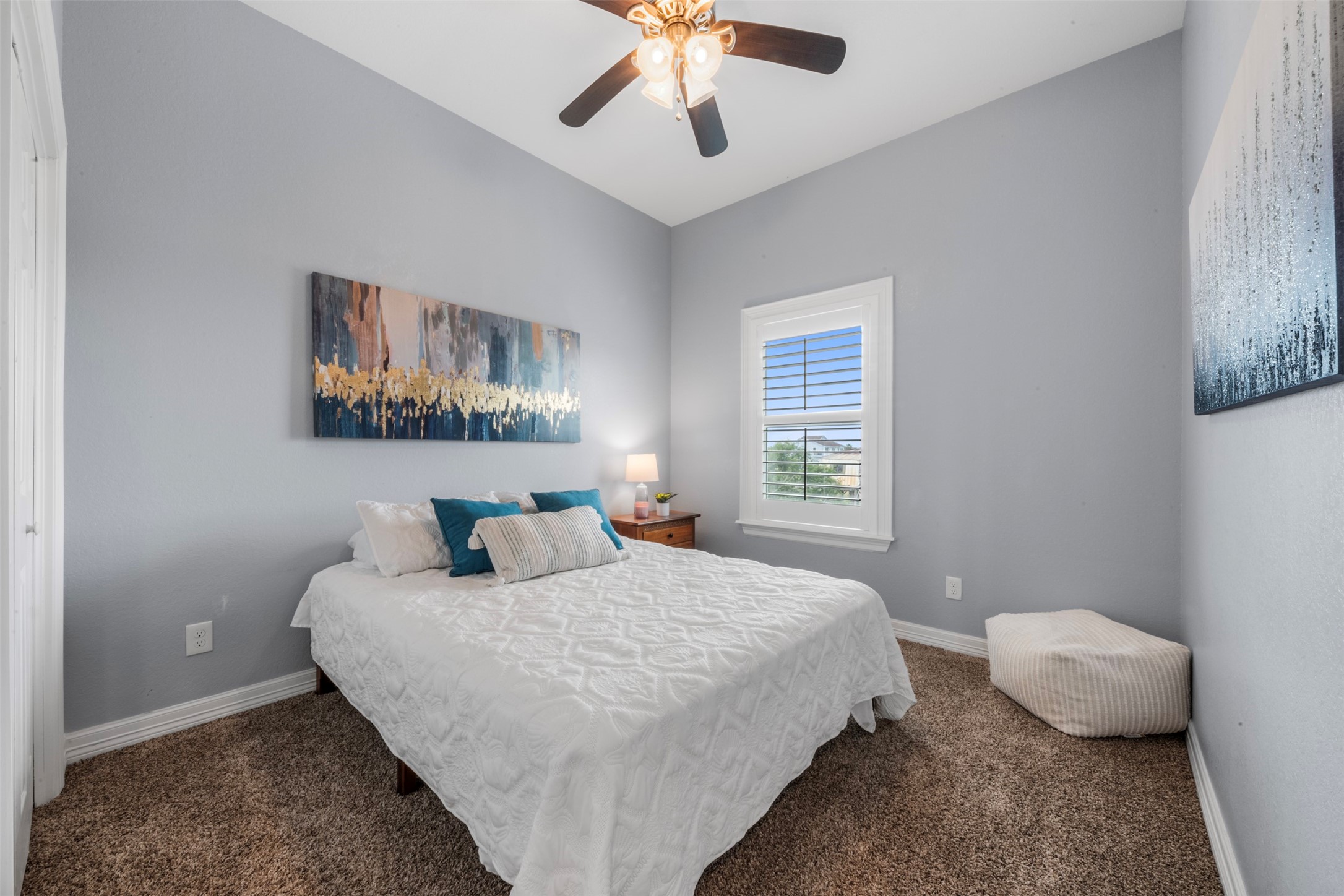1026 20th Street Property Photo 10