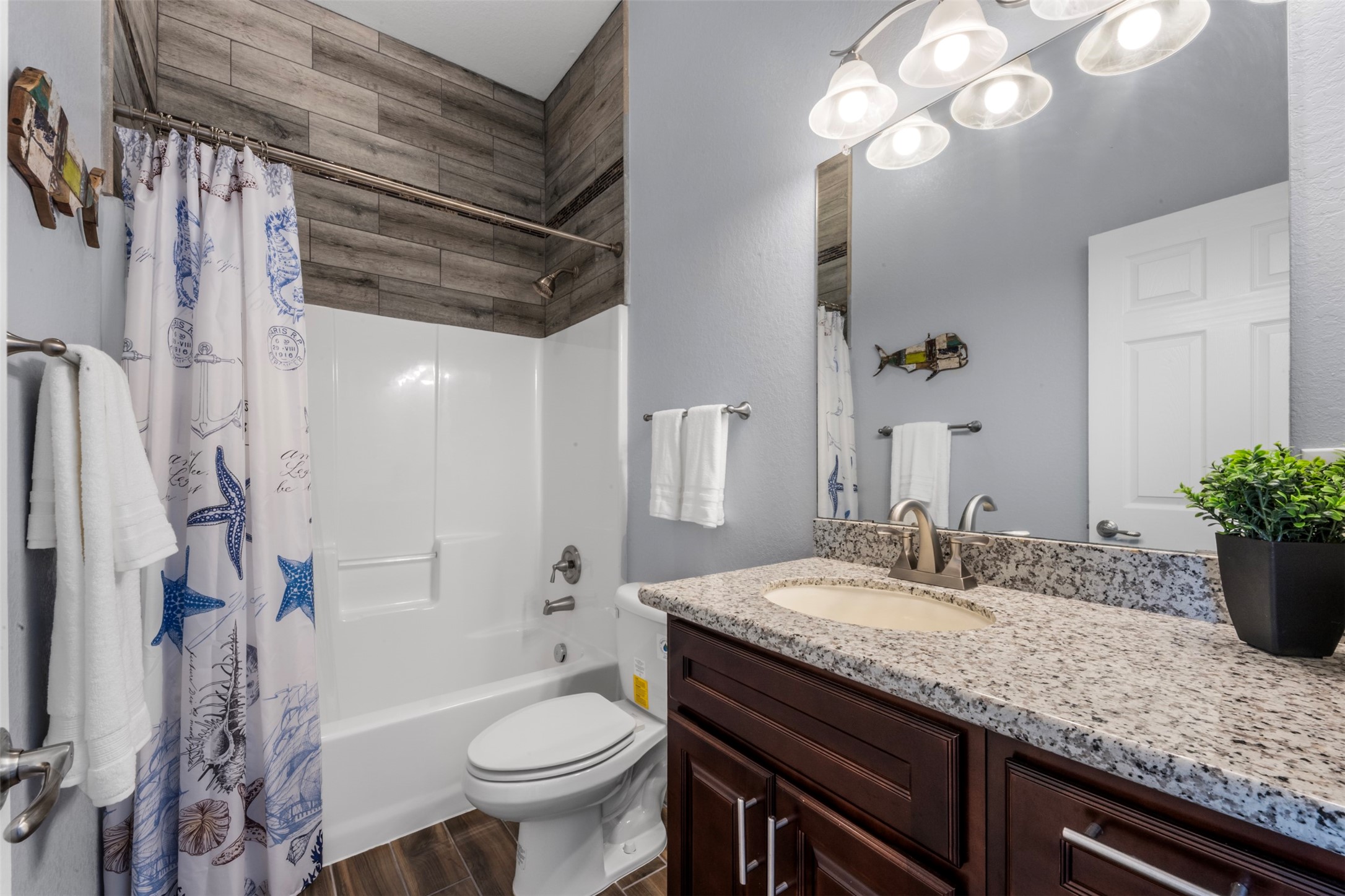1026 20th Street Property Photo 15