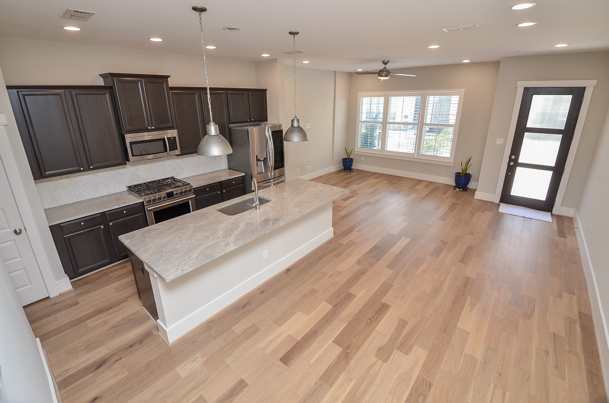 12551 Malachite Way Property Photo 13
