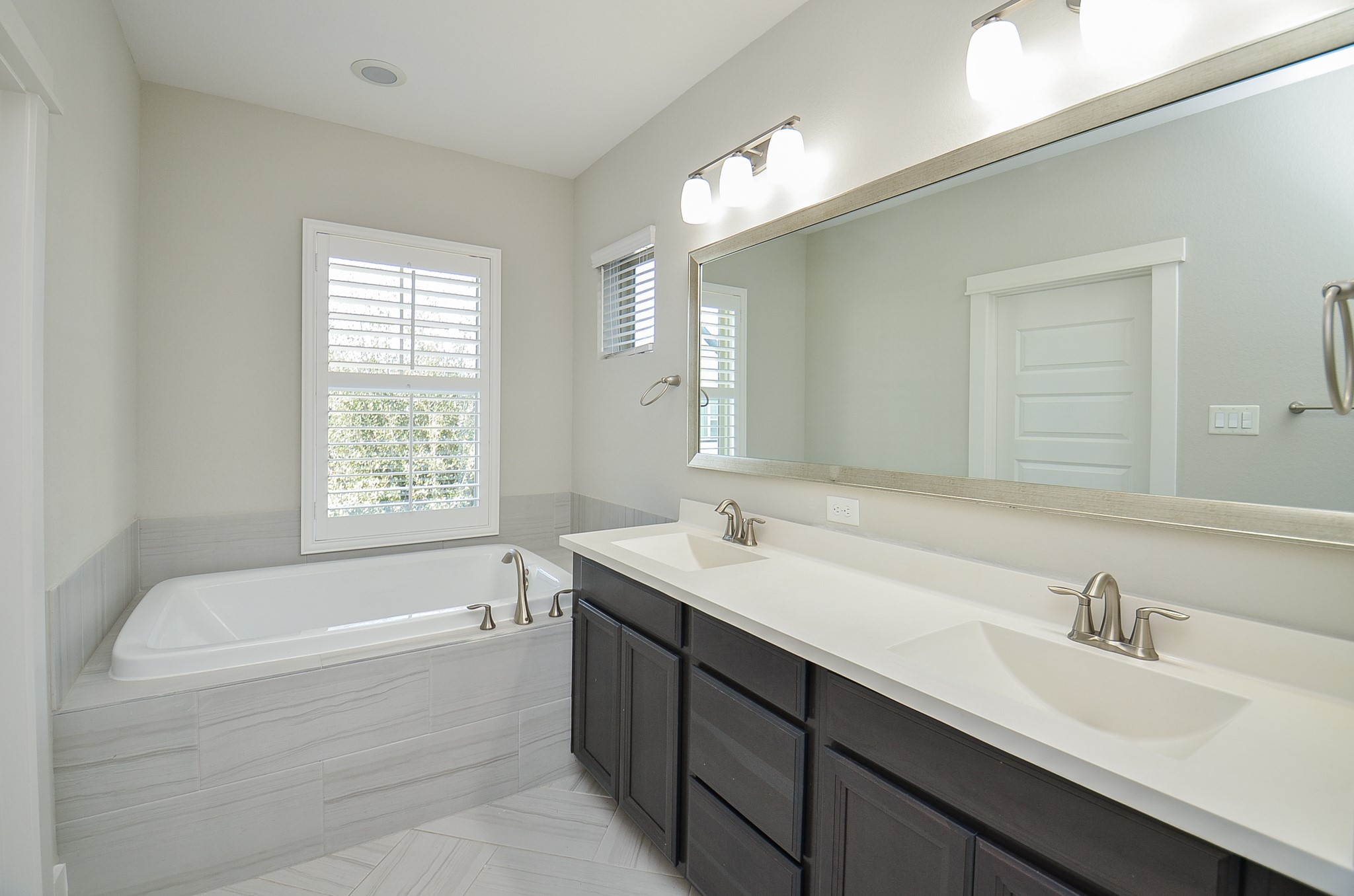 12551 Malachite Way Property Photo 18