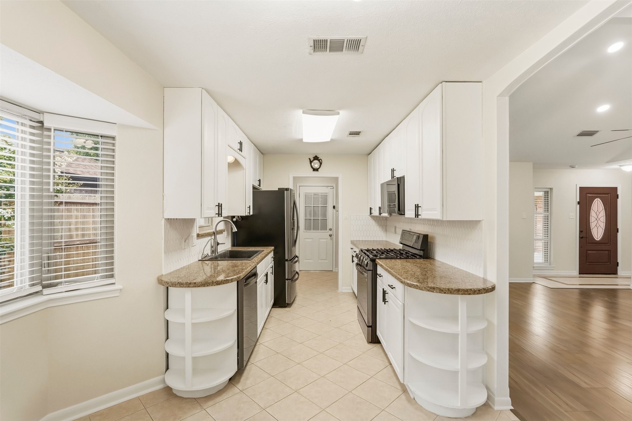 1911 Michele Drive Property Photo 8