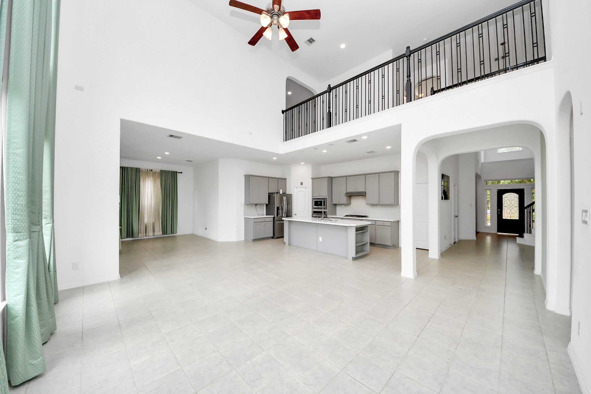2210 Captain Davis Drive Property Photo 4