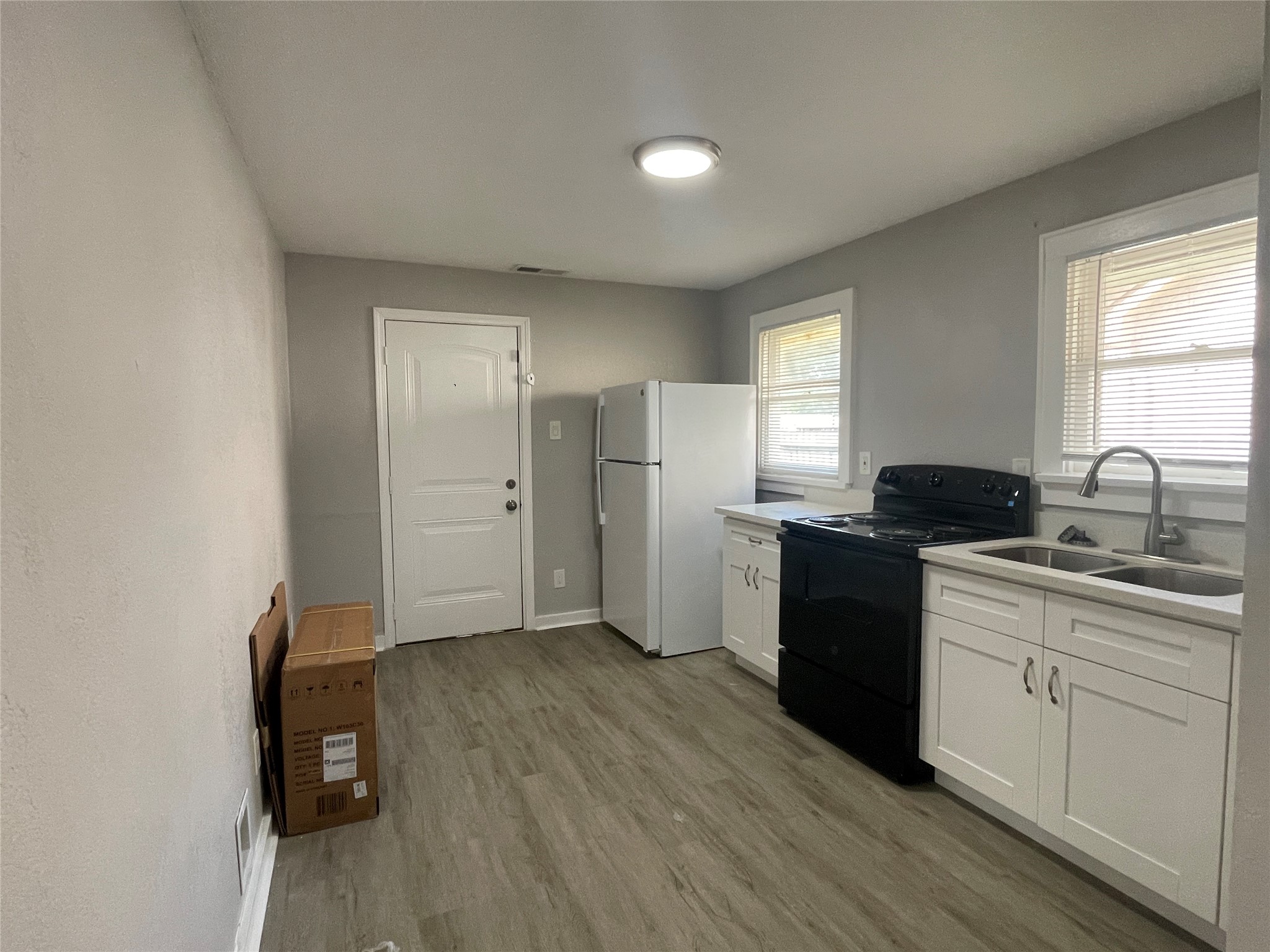 904 Fields Street Property Photo 6