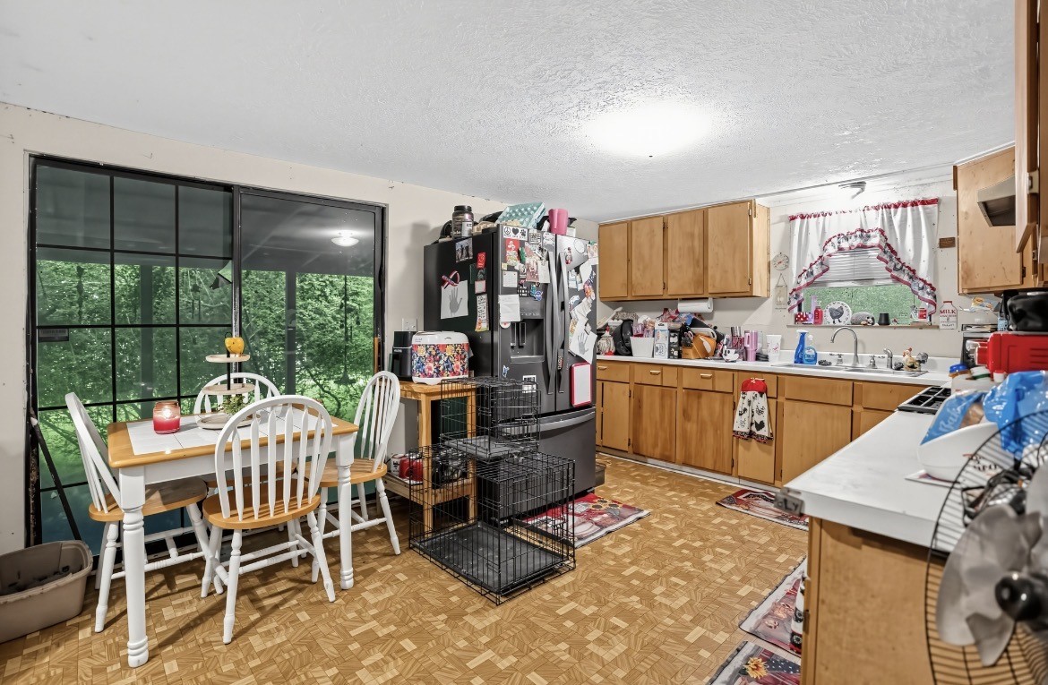 1169 Hidden Valley Road Property Photo 15
