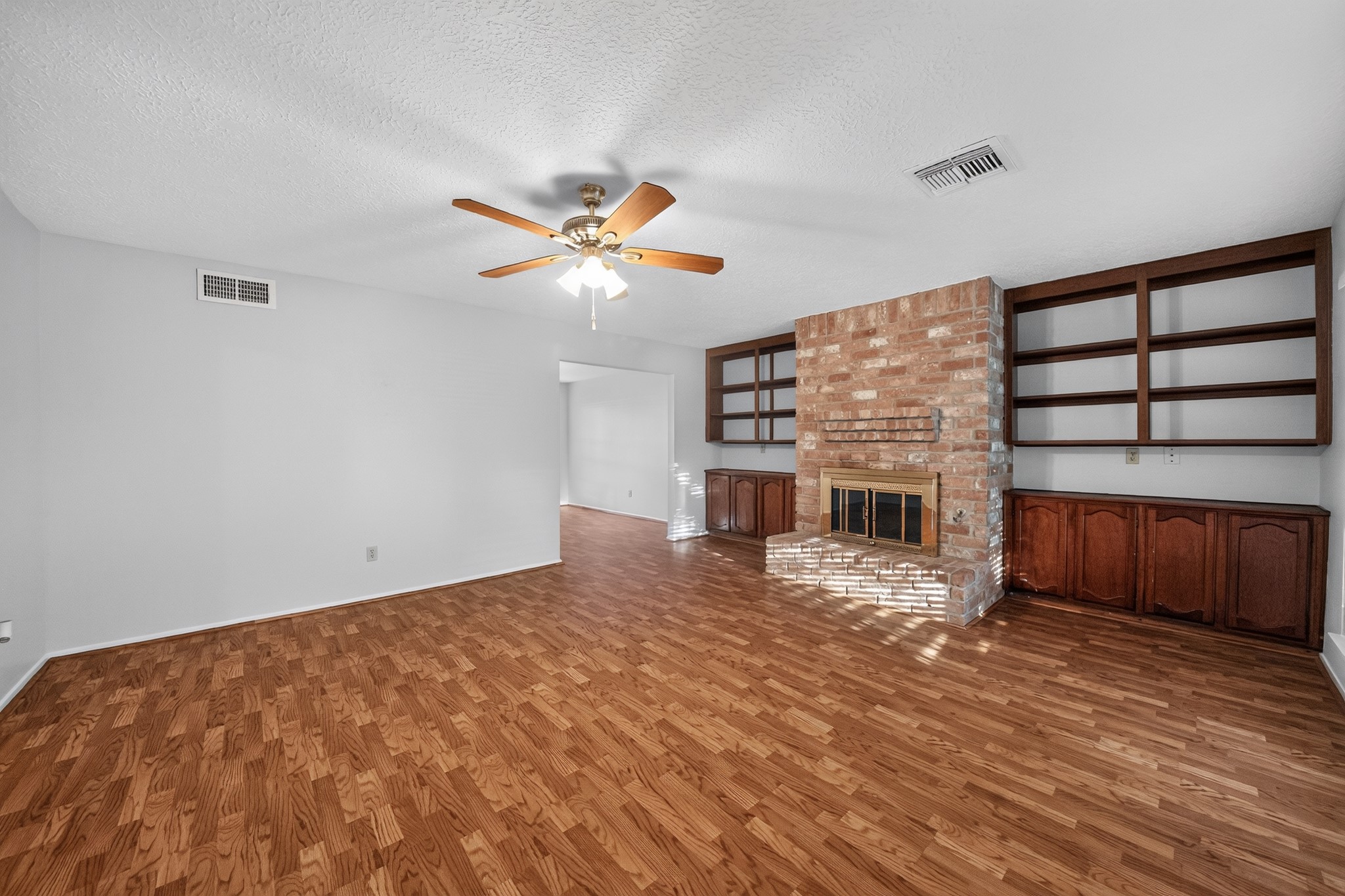 8330 Wind Forest Drive Property Photo 4