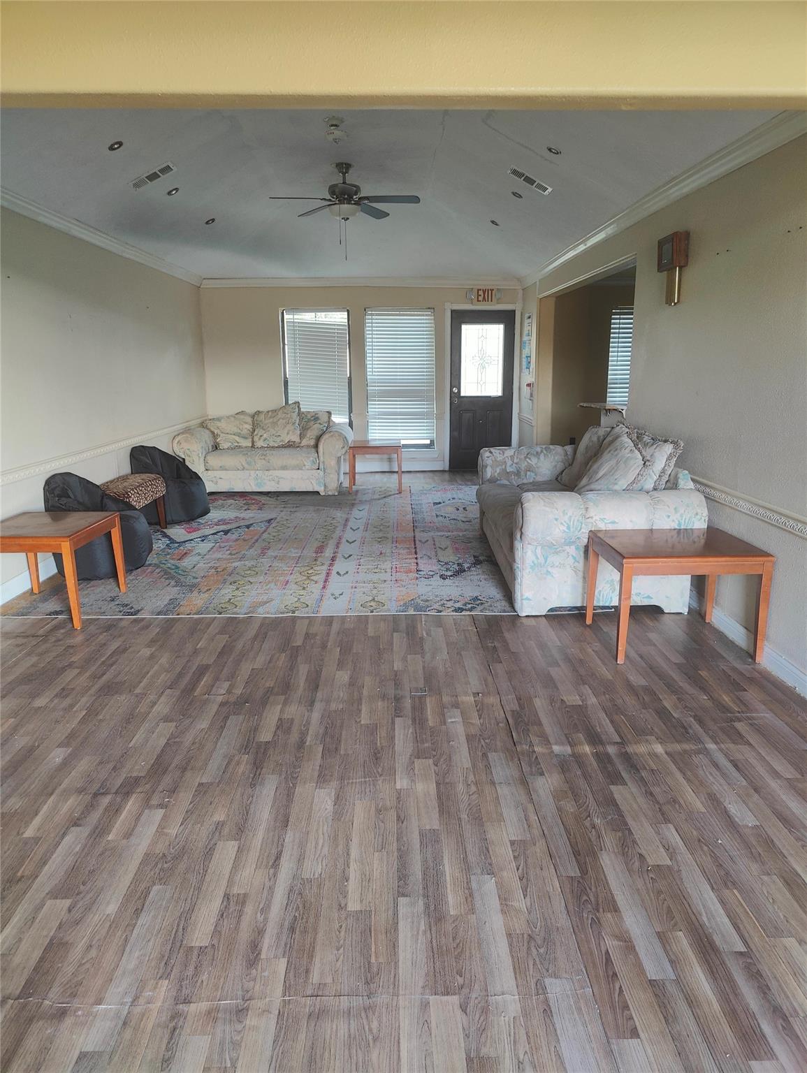 13203 Highway 59 Property Photo 2