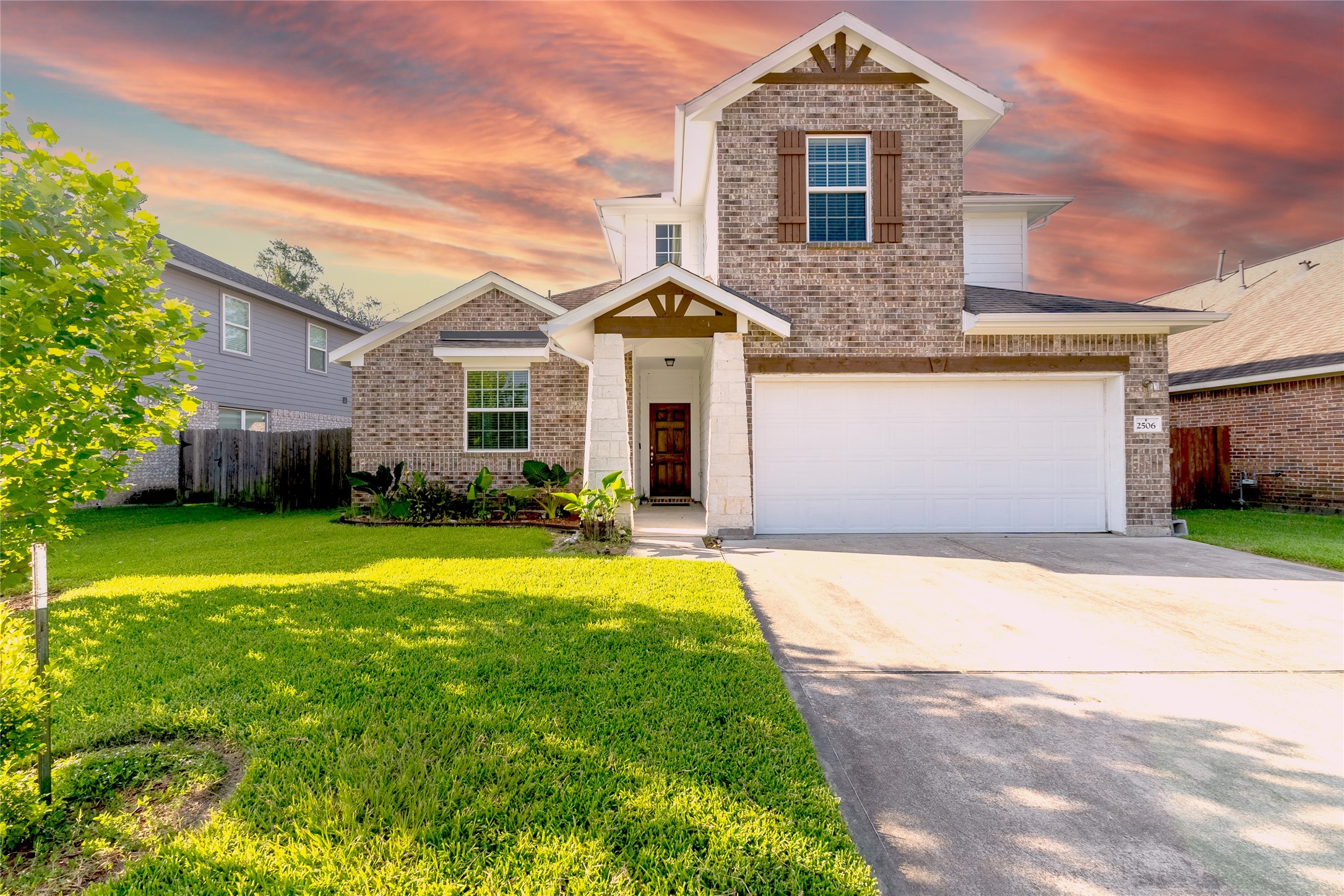 2506 Bay Hill Drive Property Photo 1