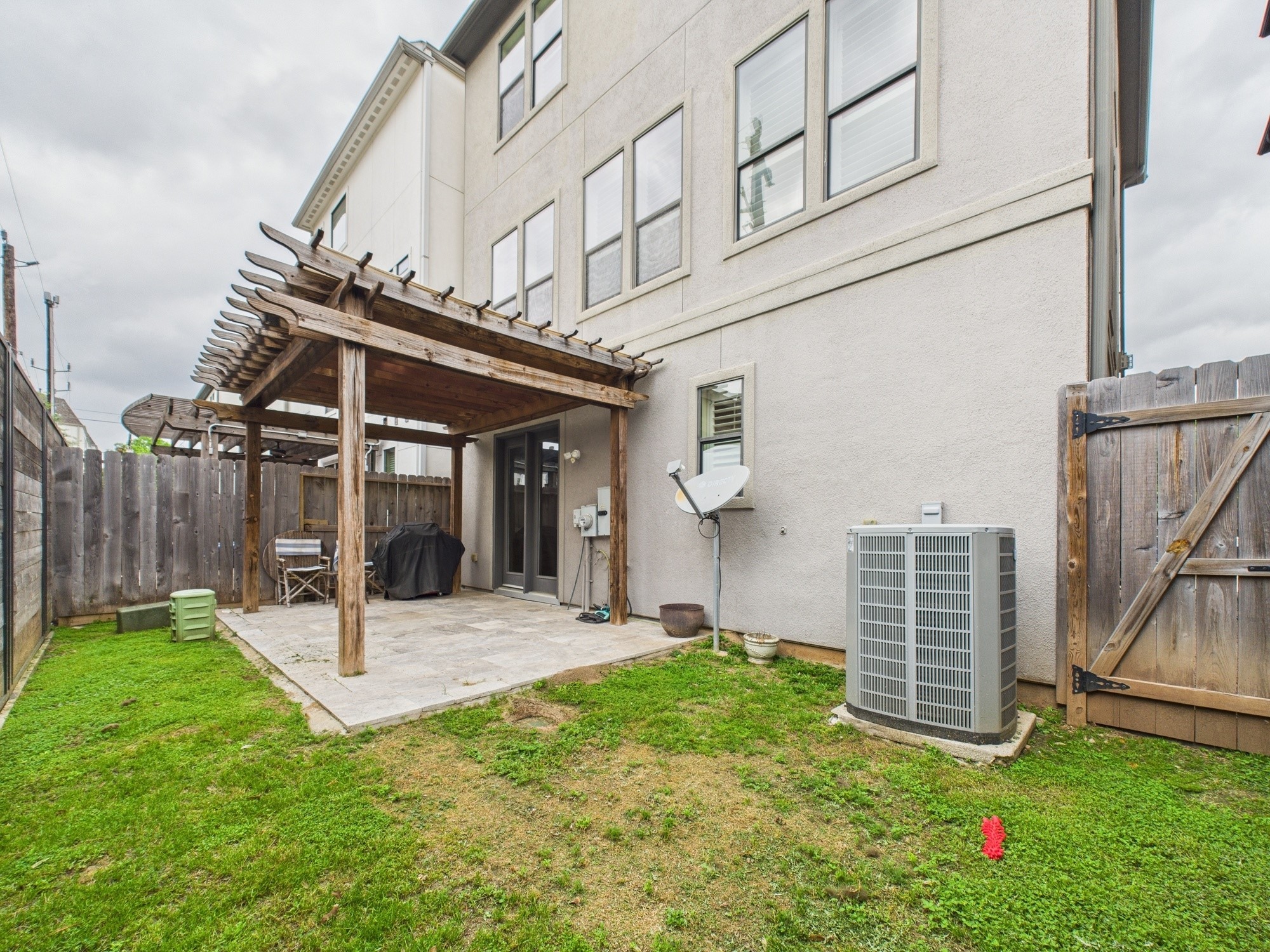 11025 Sherwood Grove Property Photo 38