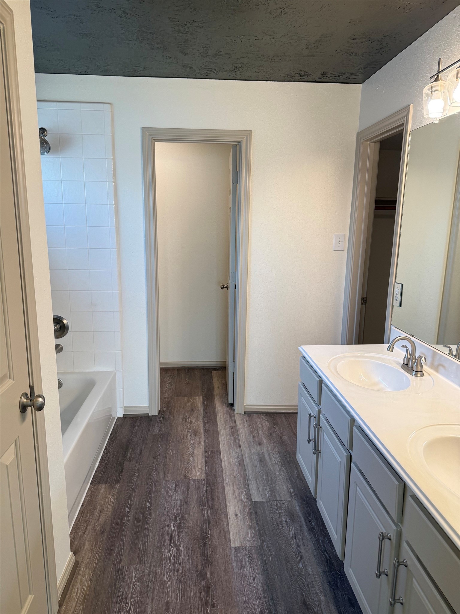 11922 Lois Lane Drive Property Photo 14