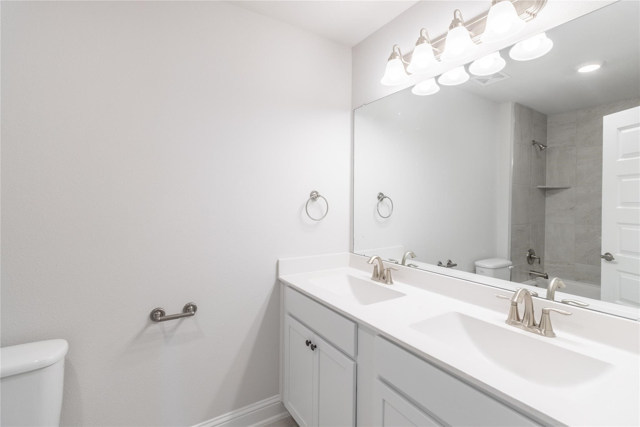 401 Sunray Lake Lane Property Photo 15