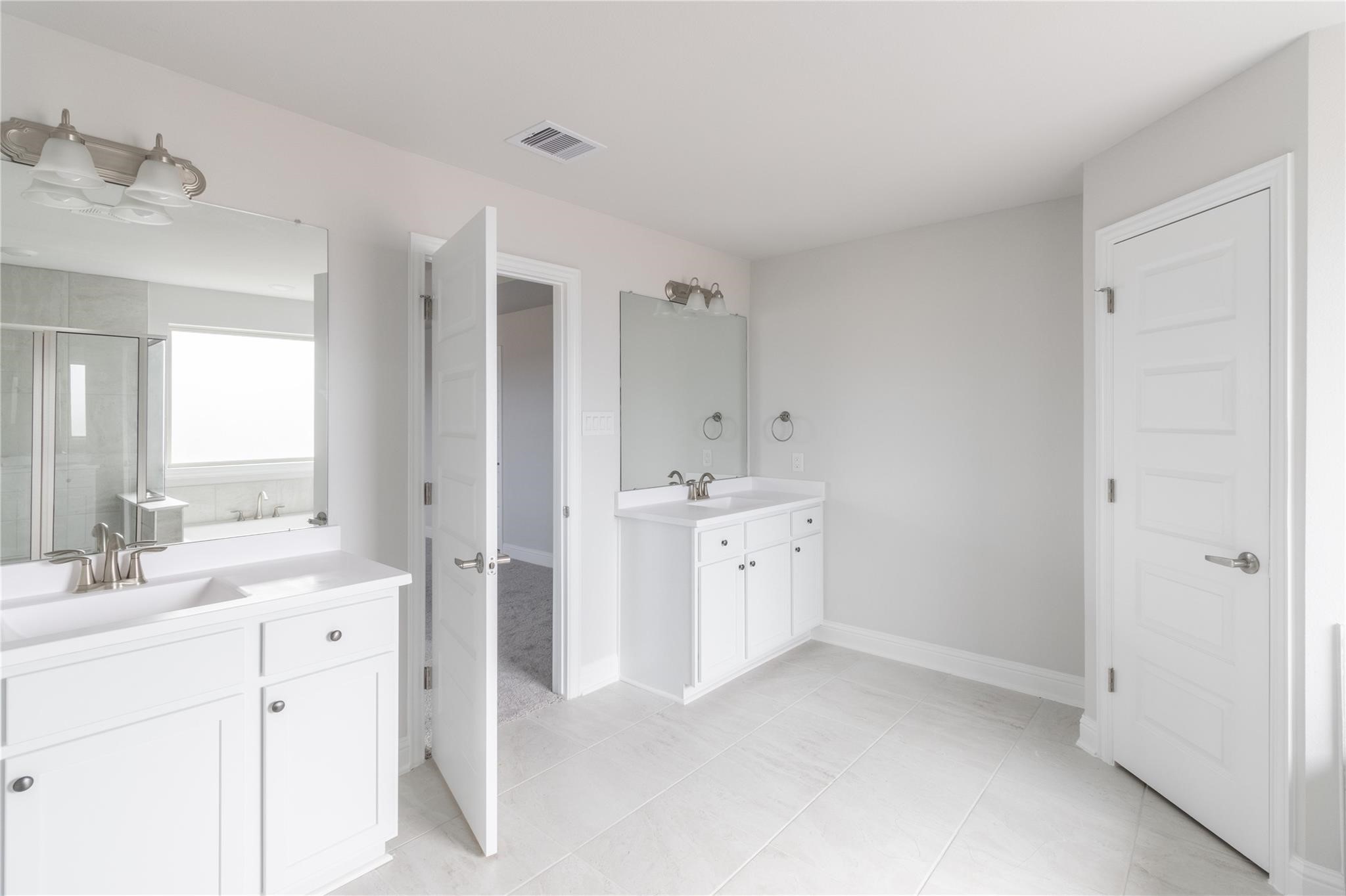 401 Sunray Lake Lane Property Photo 18