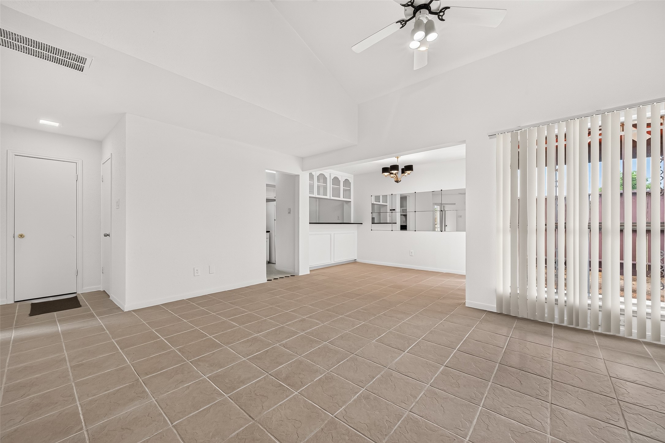 12327 Crest Lake Drive Property Photo 10