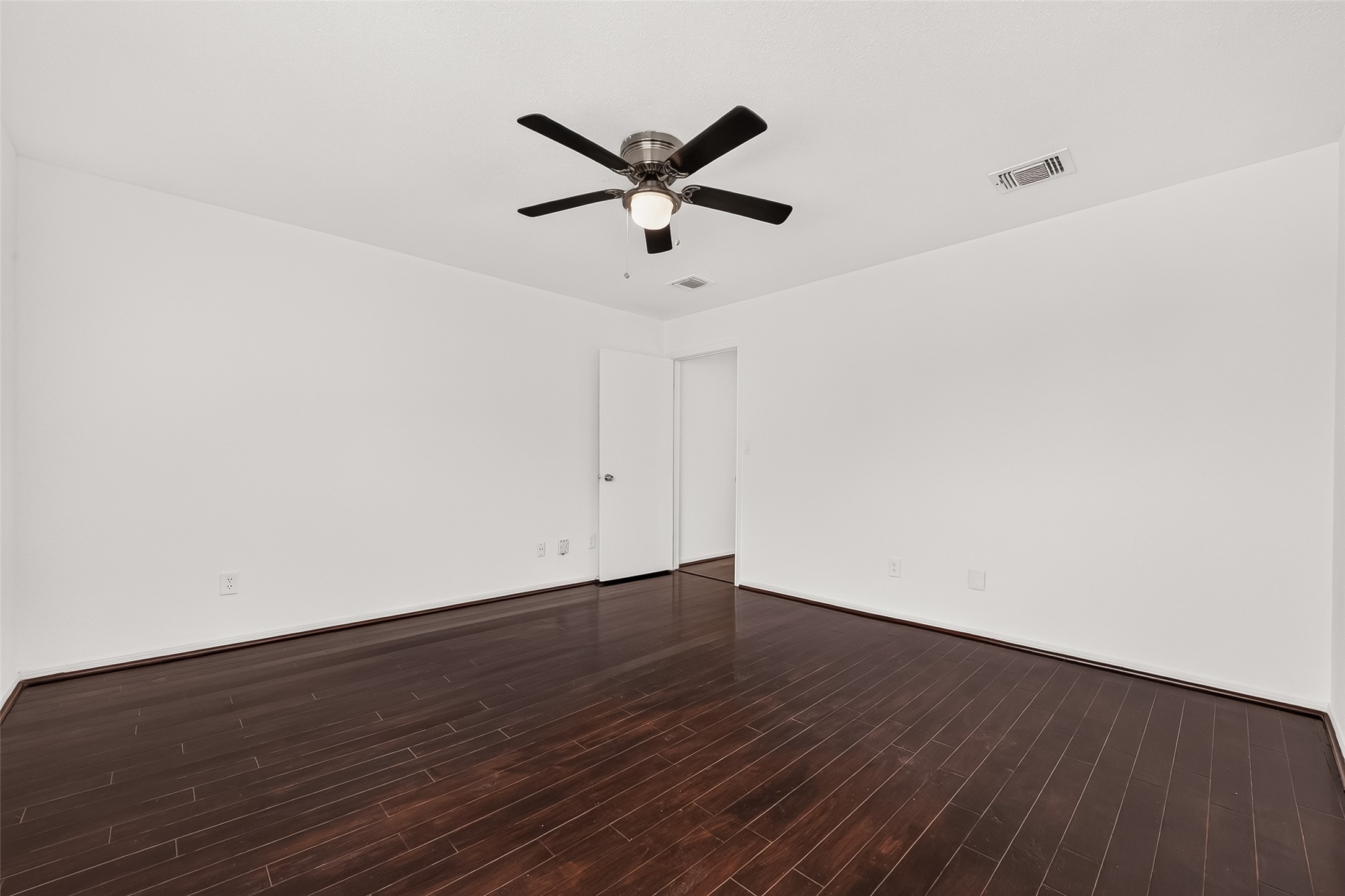 12327 Crest Lake Drive Property Photo 28
