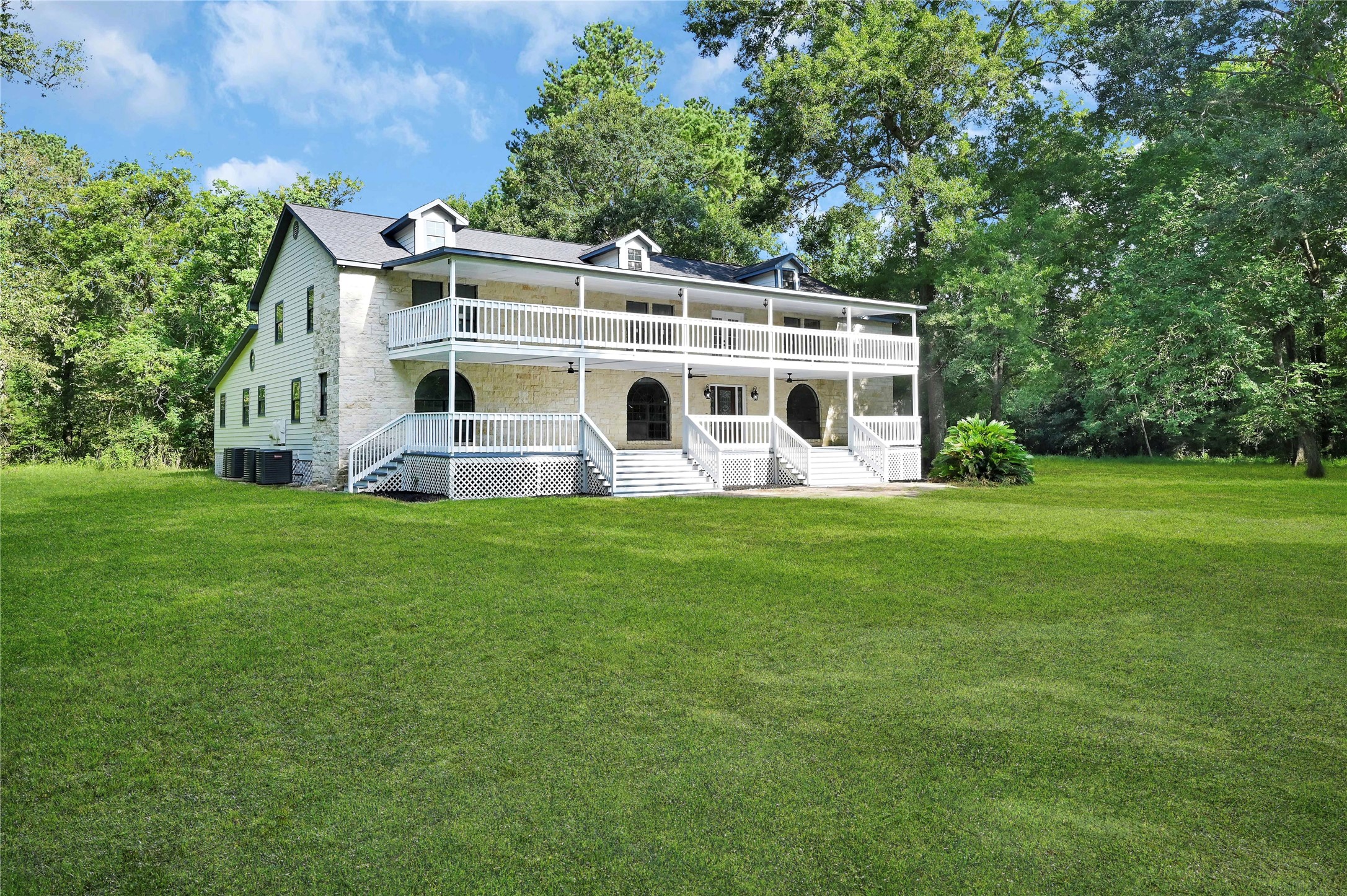 143 County Road 6503 Property Photo 1