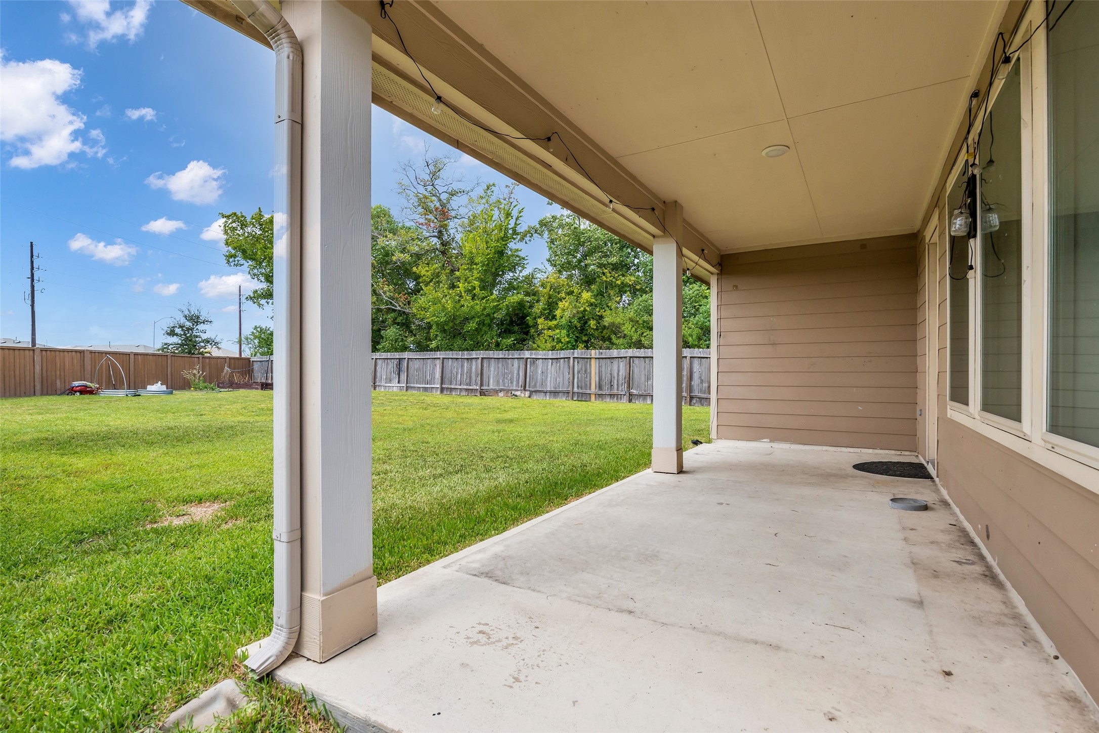 7126 Aliaga Creek Court Property Photo 22