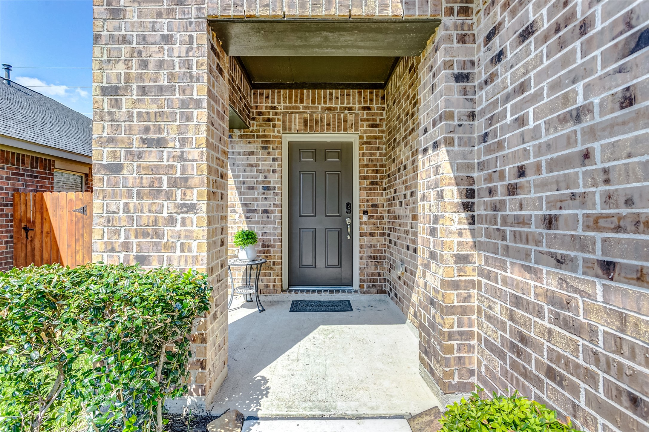 2110 Falcon Brook Drive Property Photo 4