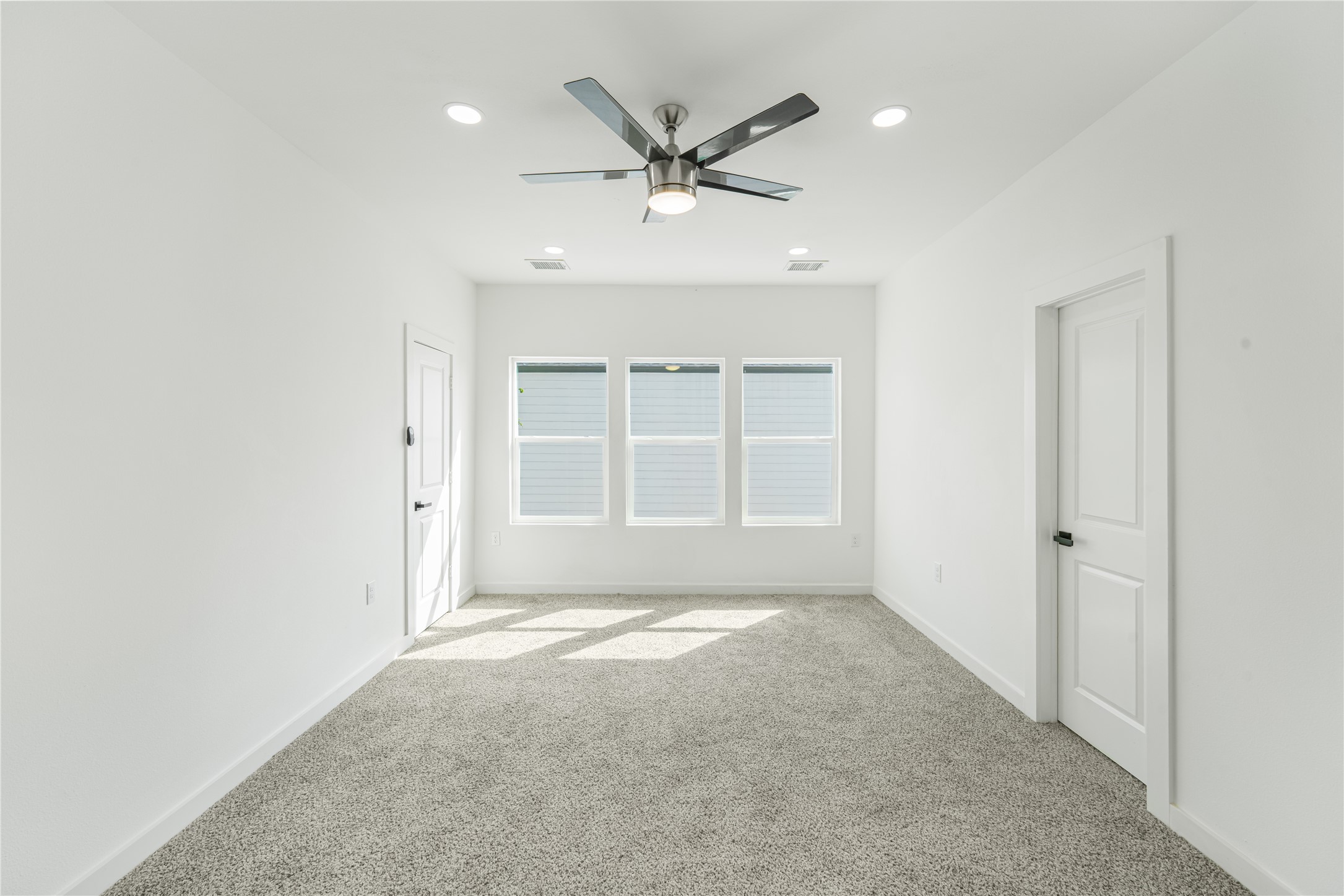 6809 Fairway Drive A Property Photo 11