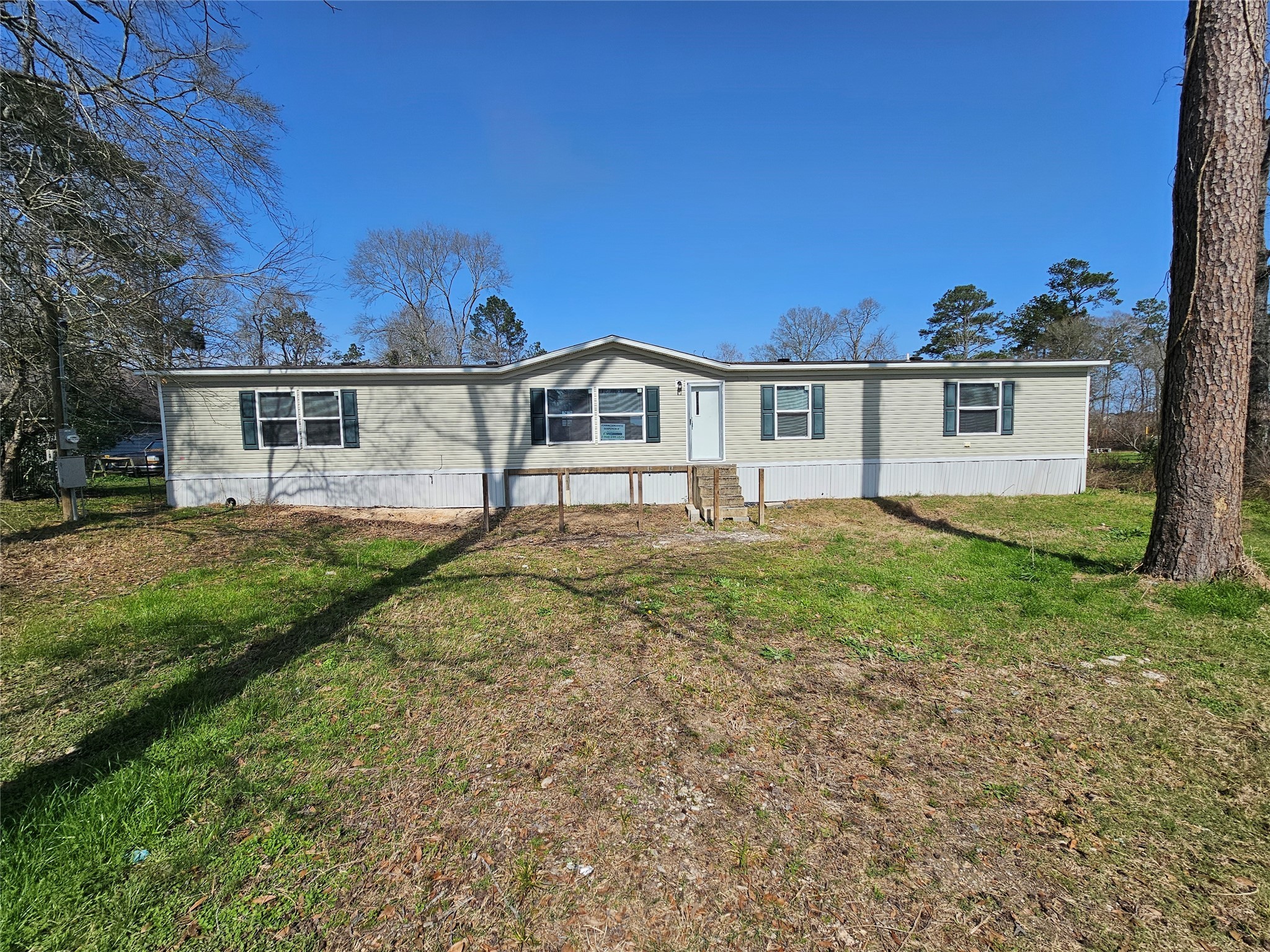 16889 Springfield Drive Property Photo 1