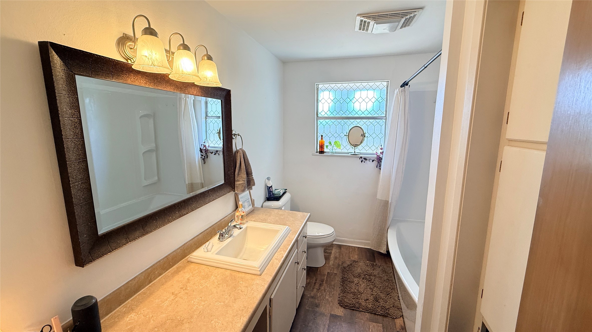 332 Henson Street Property Photo 17