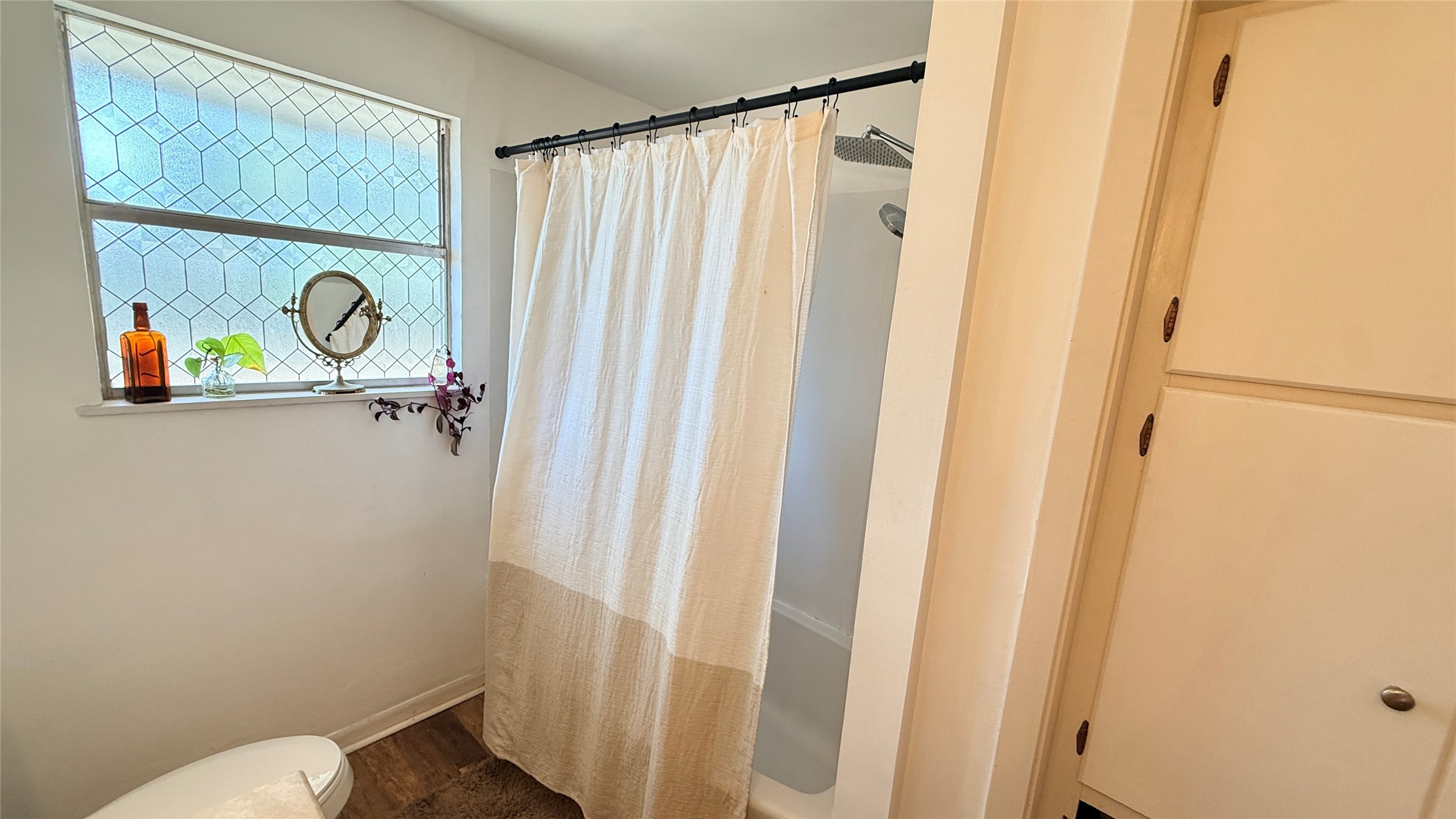 332 Henson Street Property Photo 18