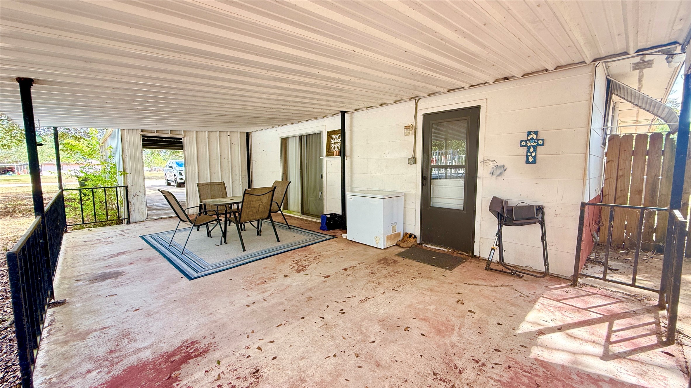 332 Henson Street Property Photo 25