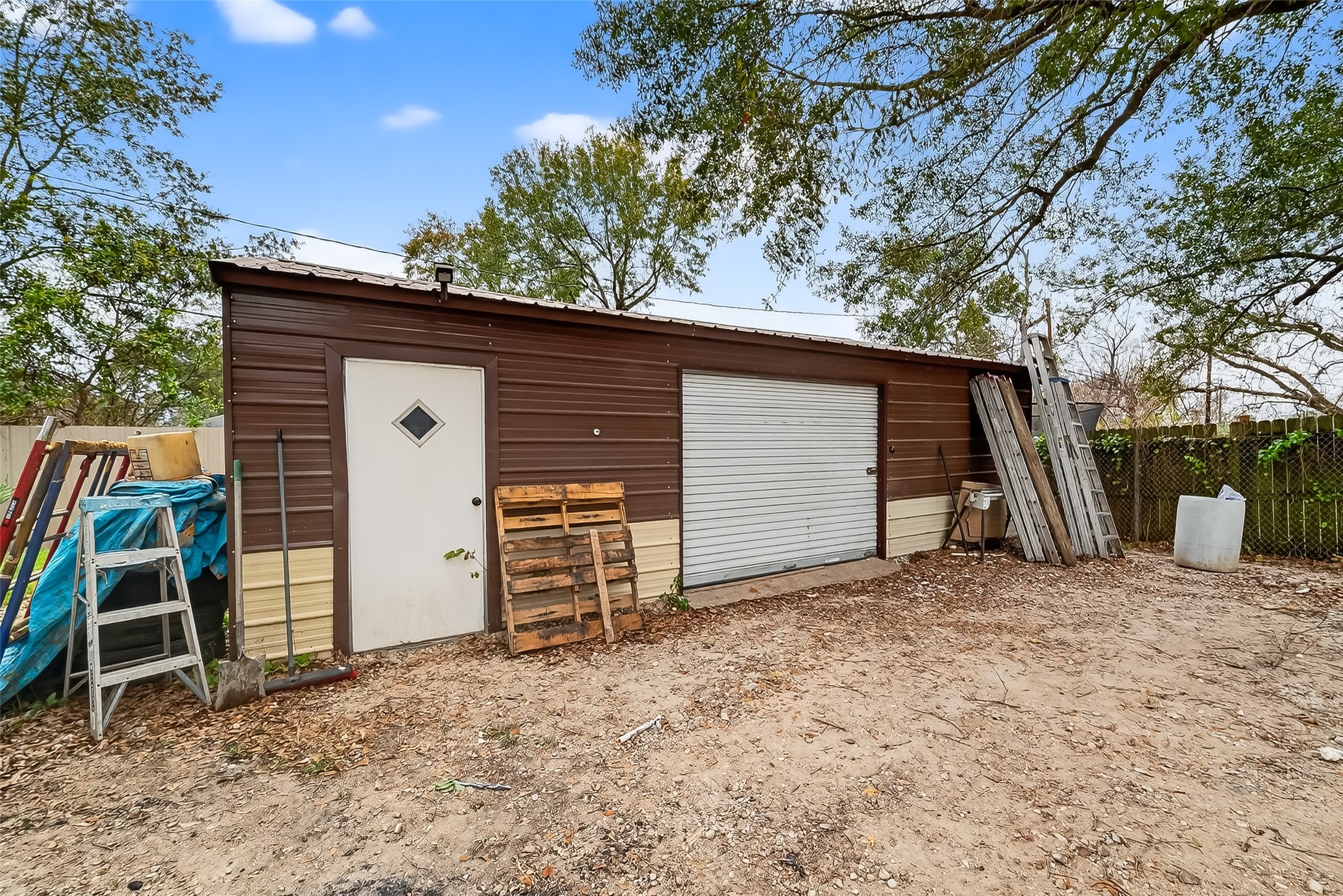 5931 Southmund Street Property Photo 5