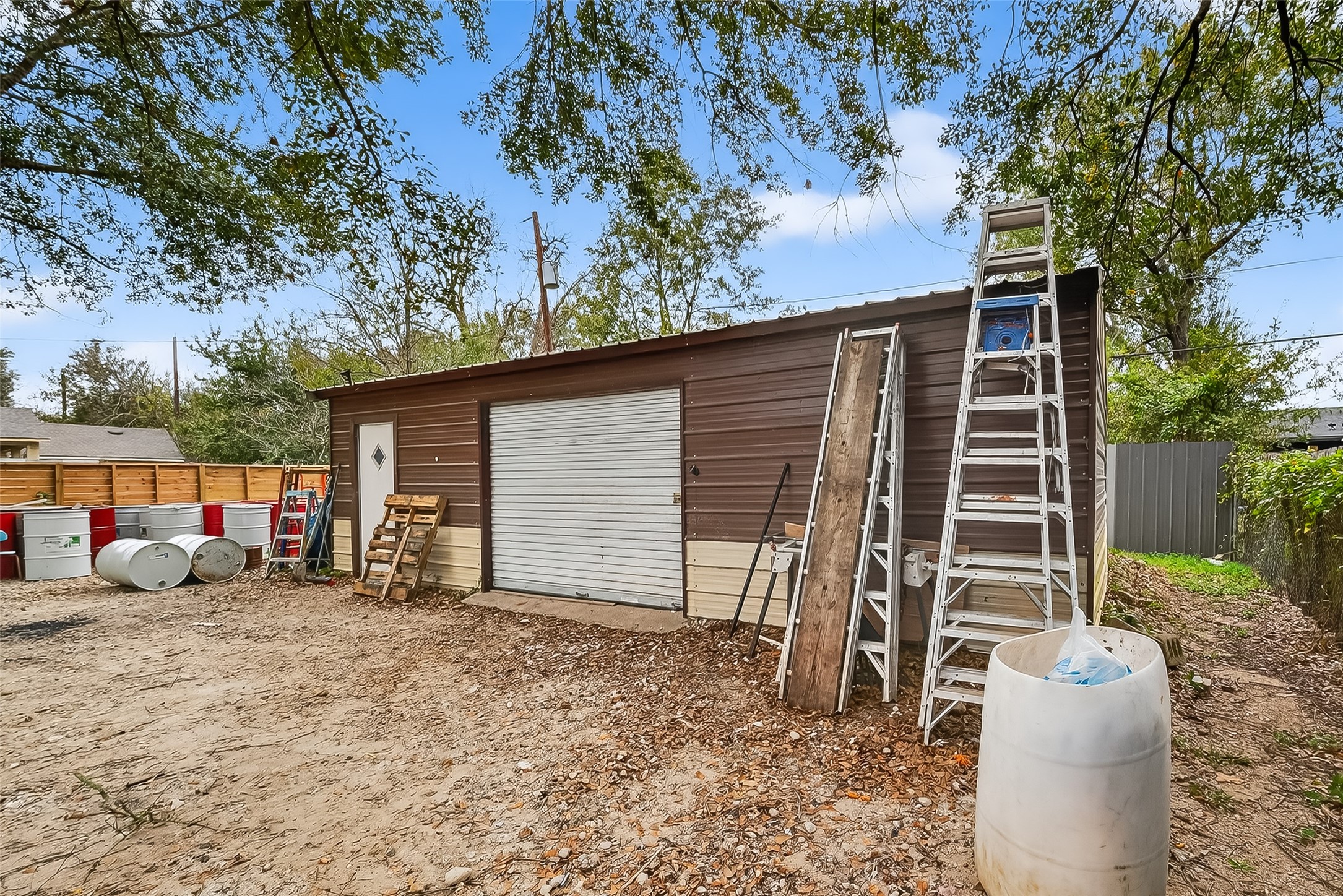 5931 Southmund Street Property Photo 10
