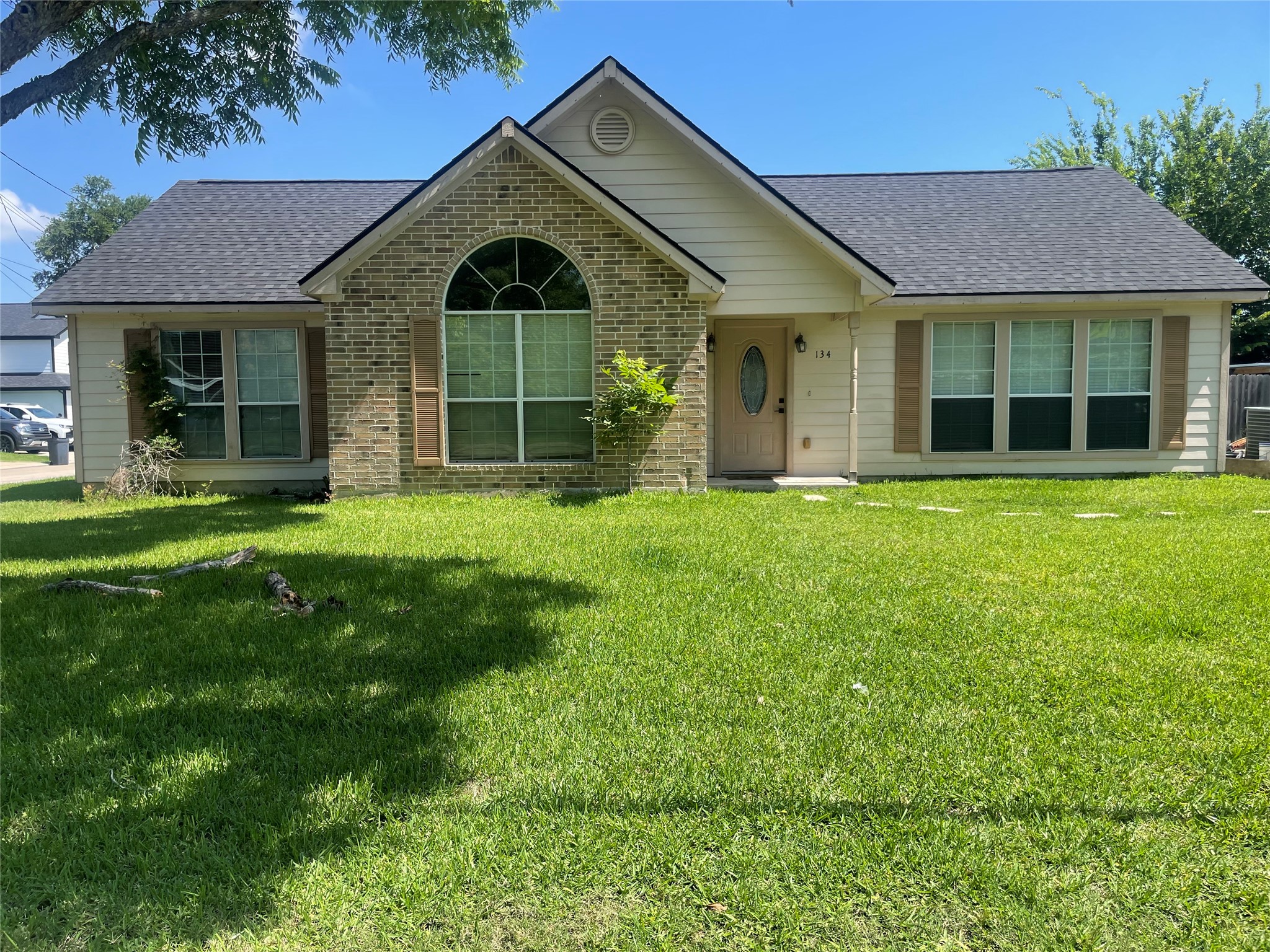 134 Bay Shore Drive Property Photo 1
