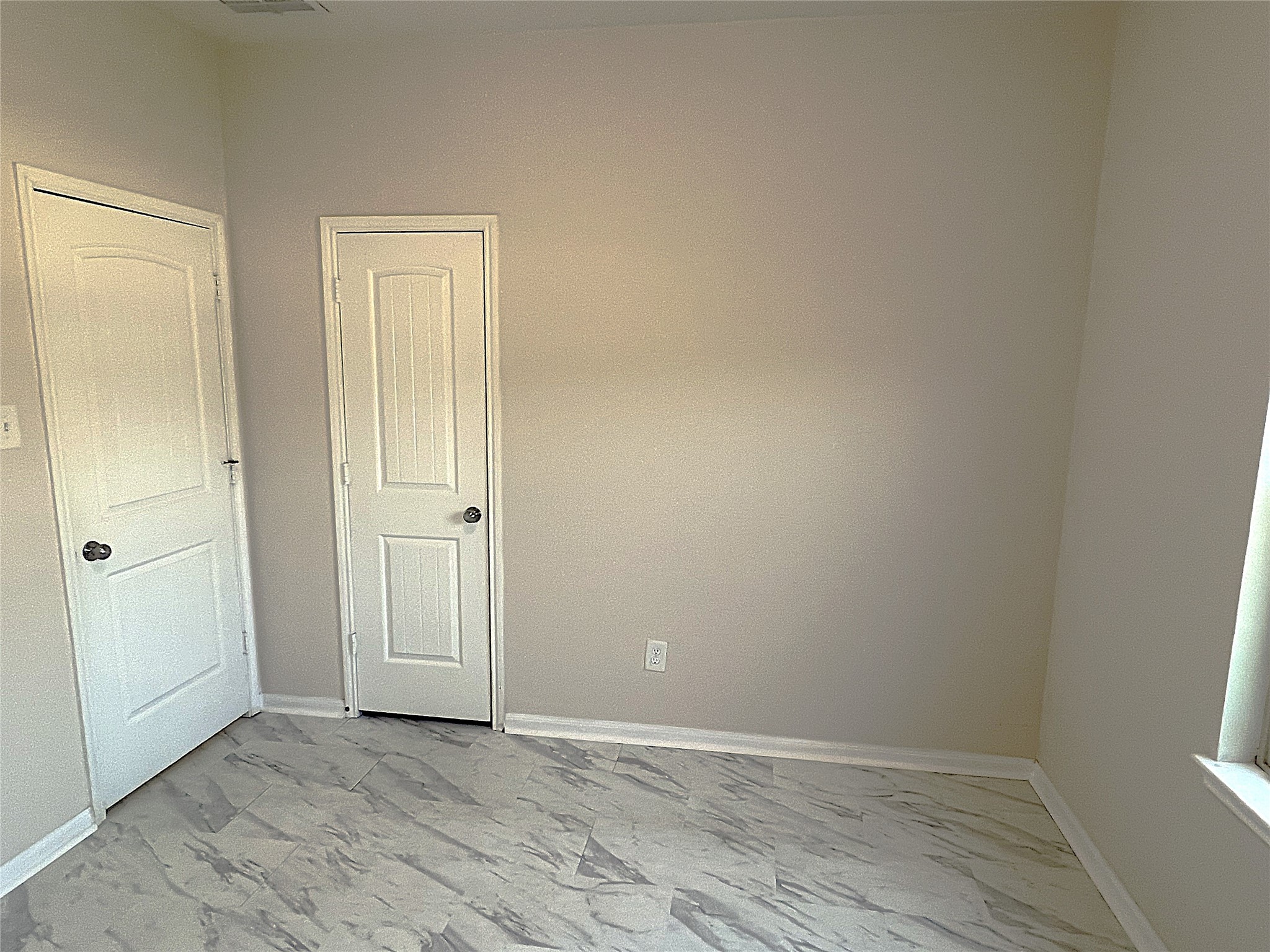 96 Jessica Drive Property Photo 27