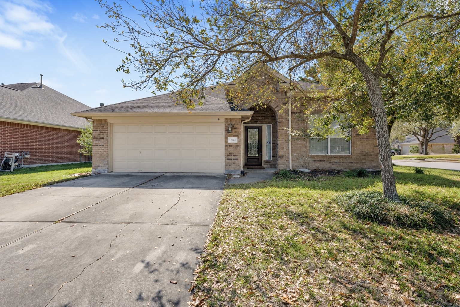 12902 Cascadia Knoll Court Property Photo 1