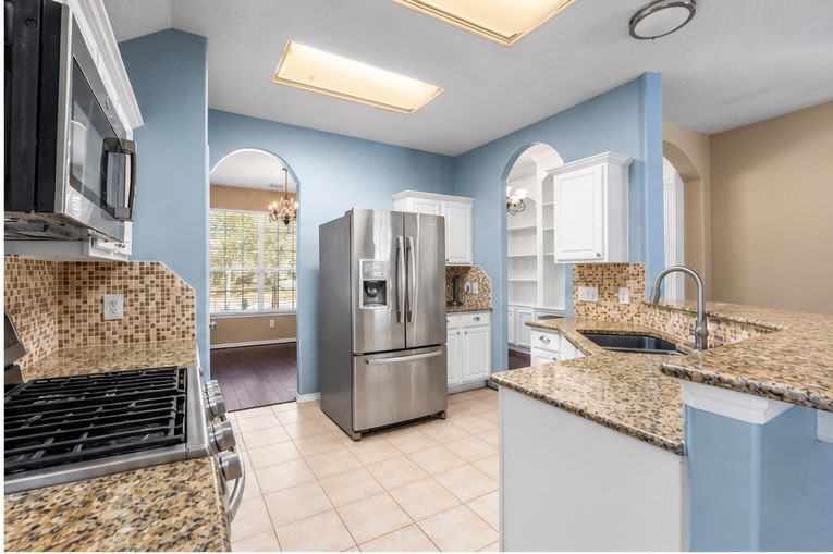 12902 Cascadia Knoll Court Property Photo 6