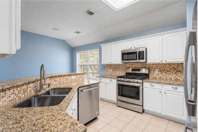 12902 Cascadia Knoll Court Property Photo 7