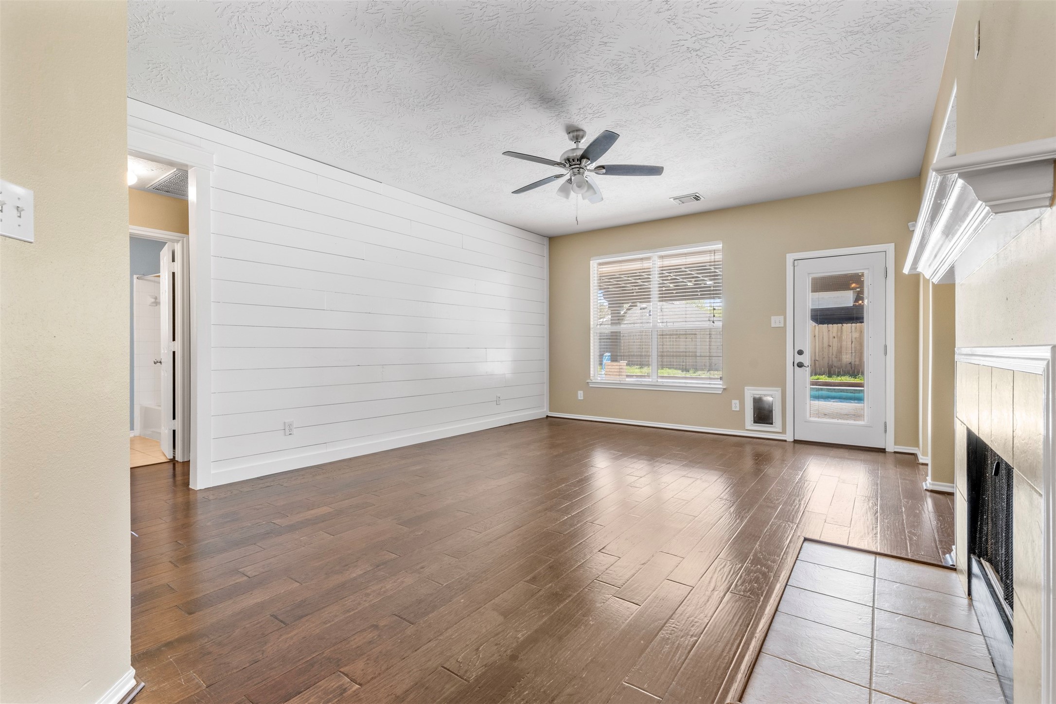 12902 Cascadia Knoll Court Property Photo 8