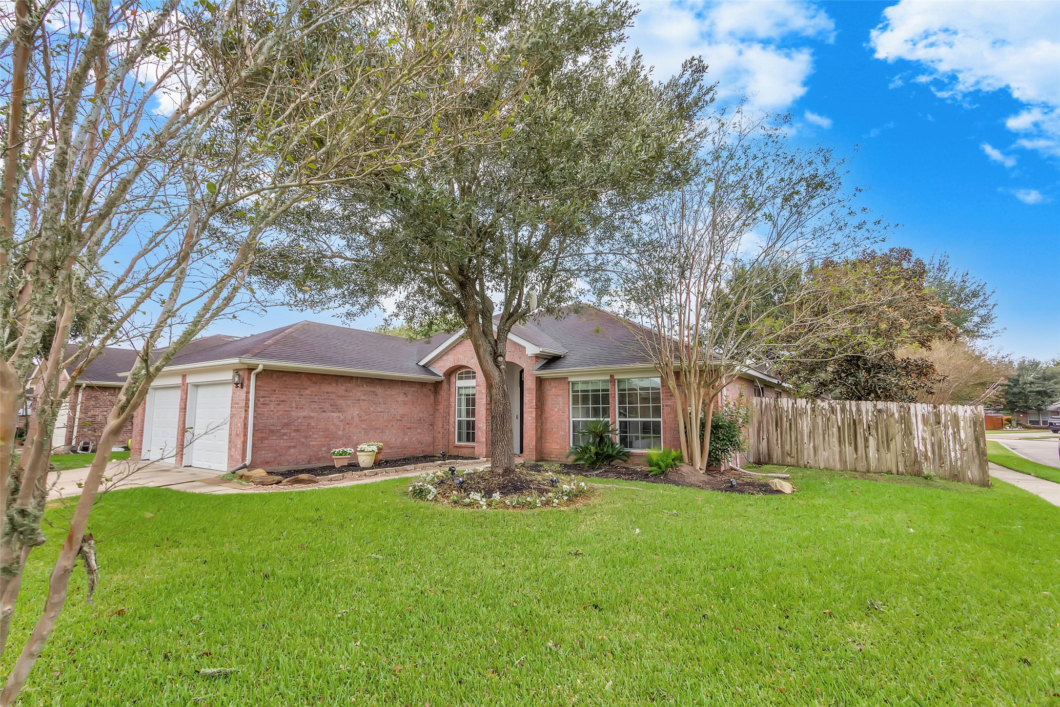 6806 Misty Morning Trace Property Photo 4