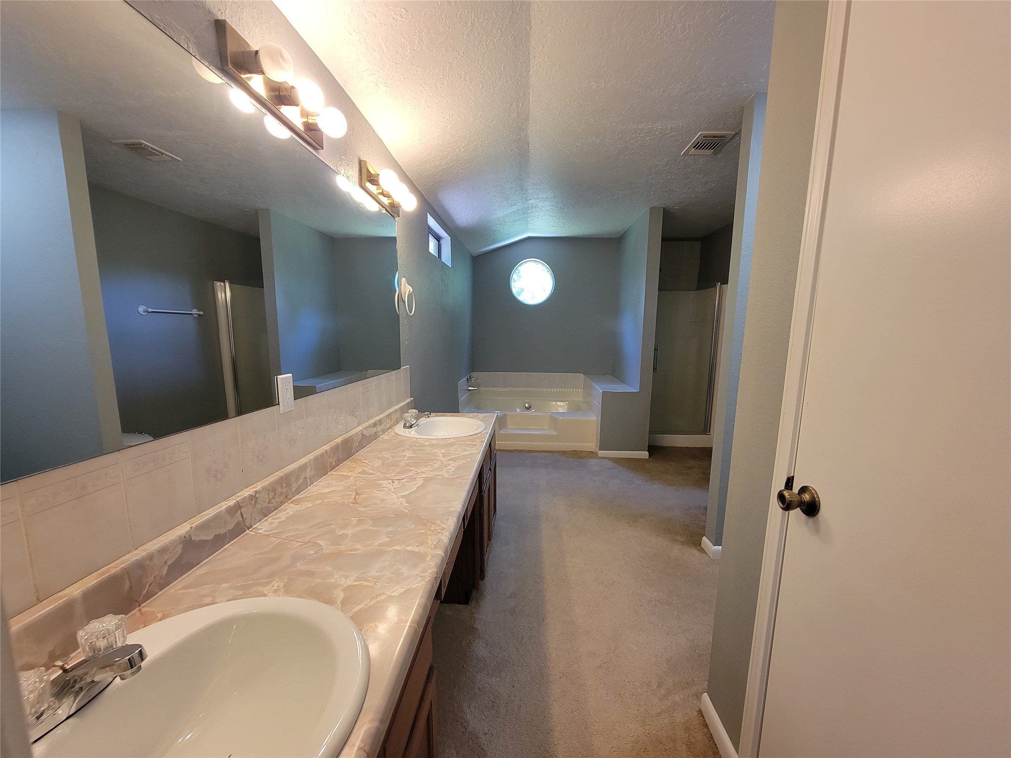 512 County Road 337 Property Photo 6