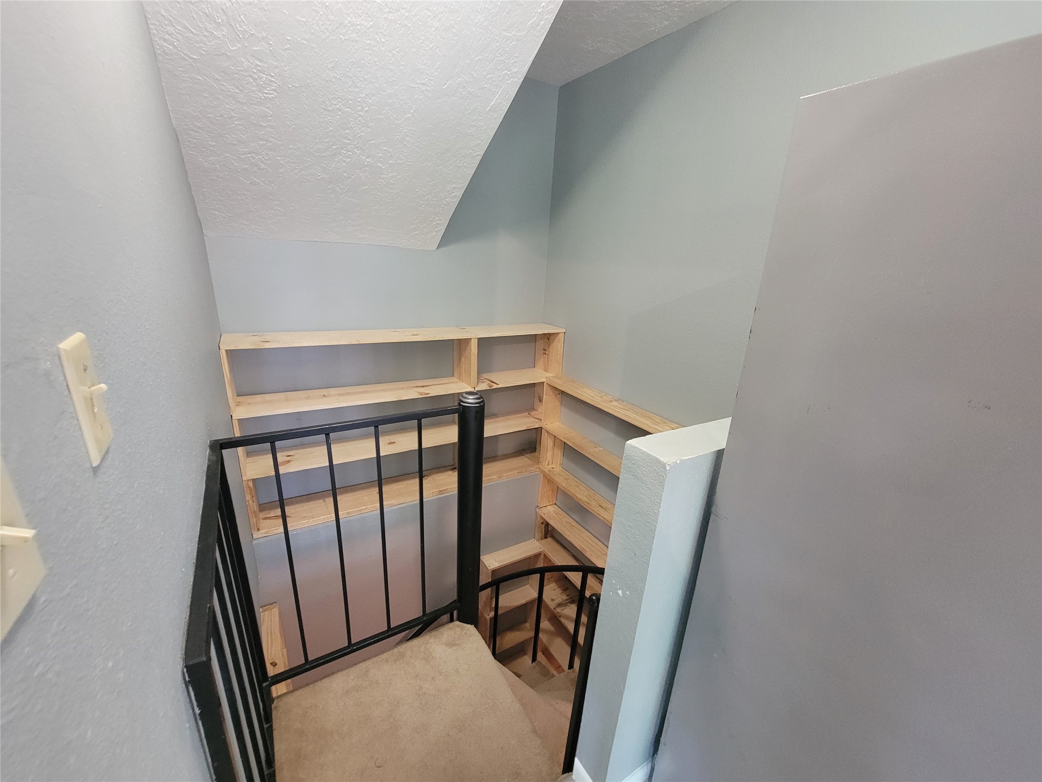 512 County Road 337 Property Photo 10