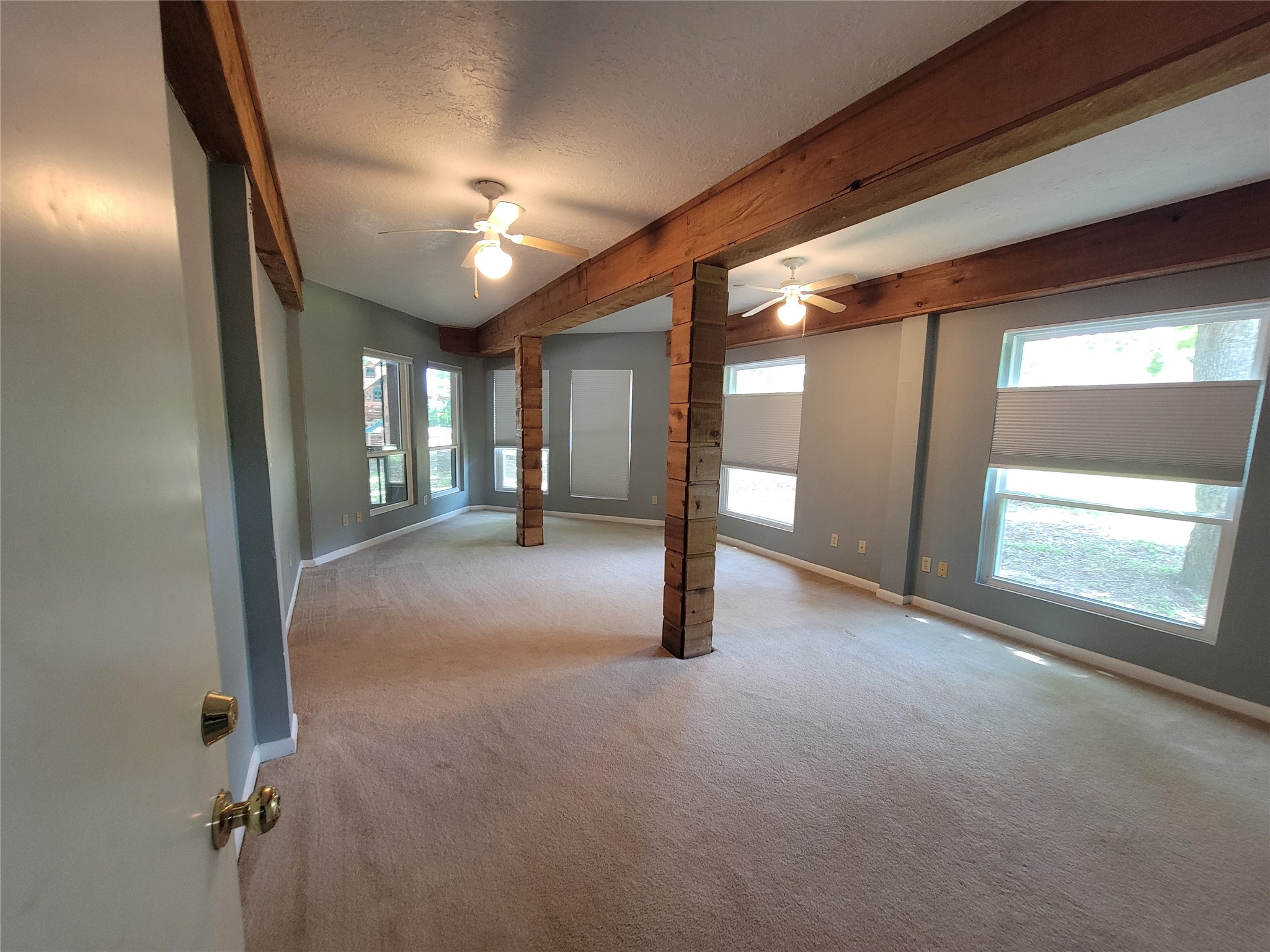 512 County Road 337 Property Photo 15