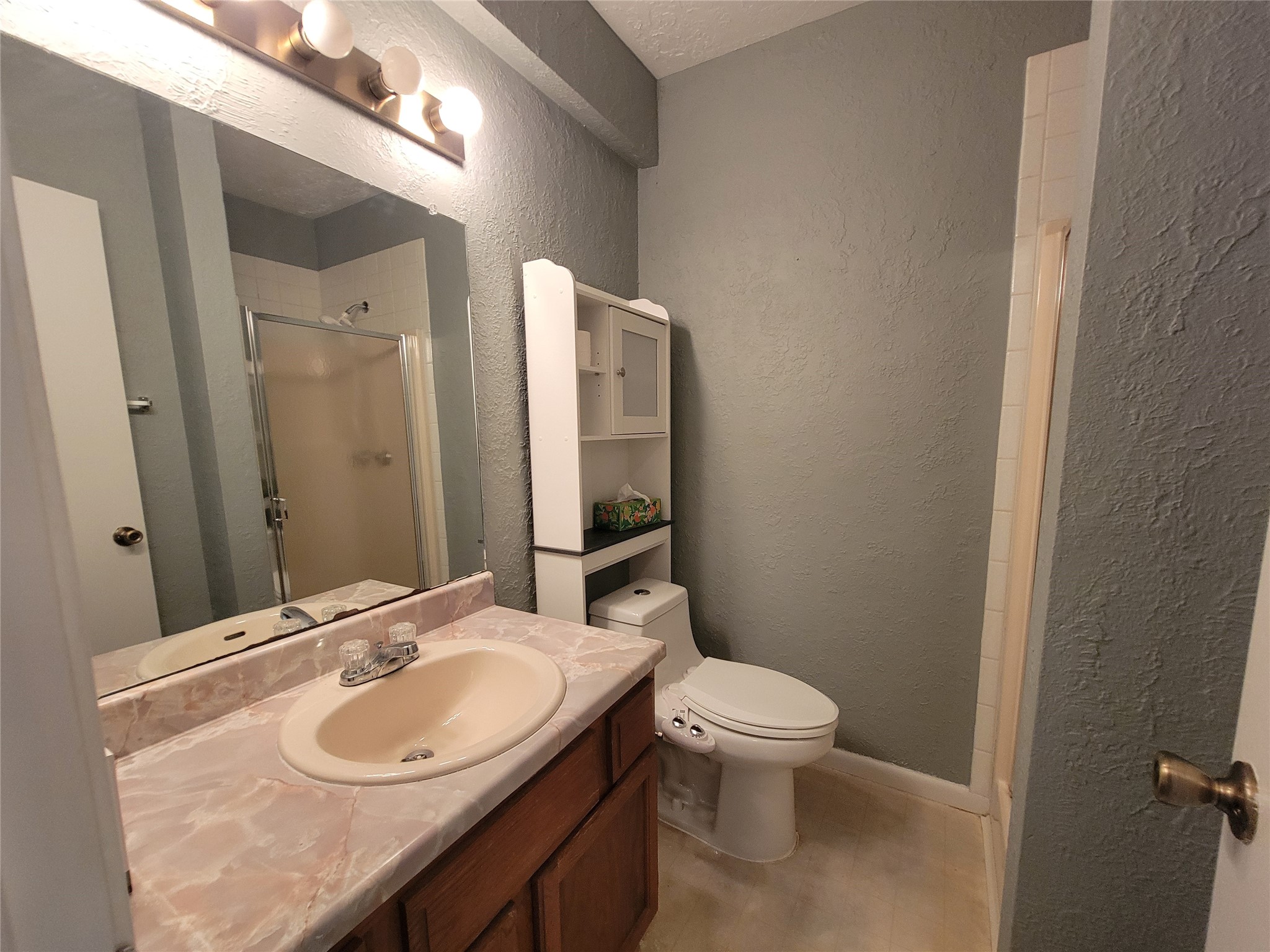 512 County Road 337 Property Photo 18