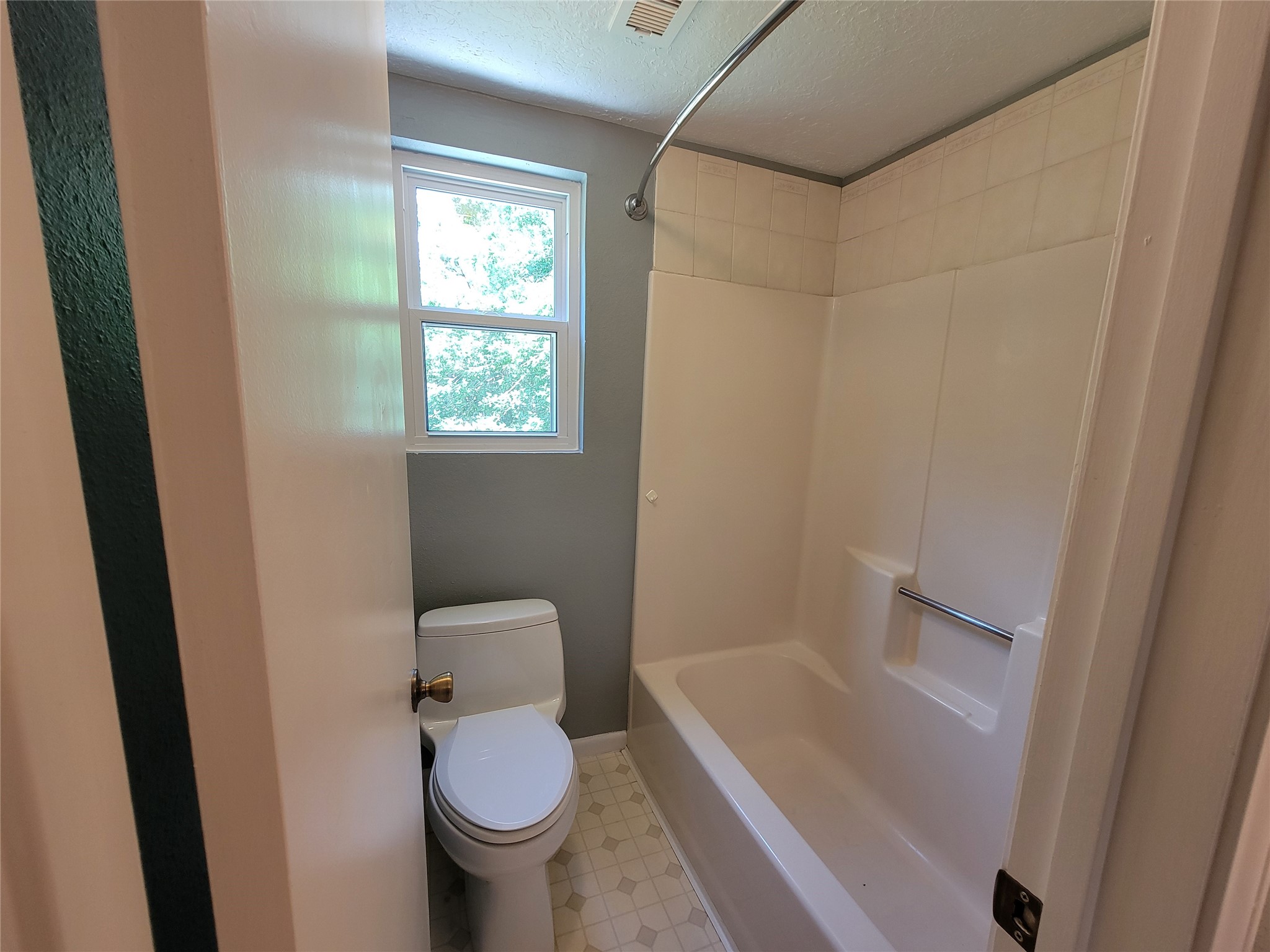 512 County Road 337 Property Photo 24