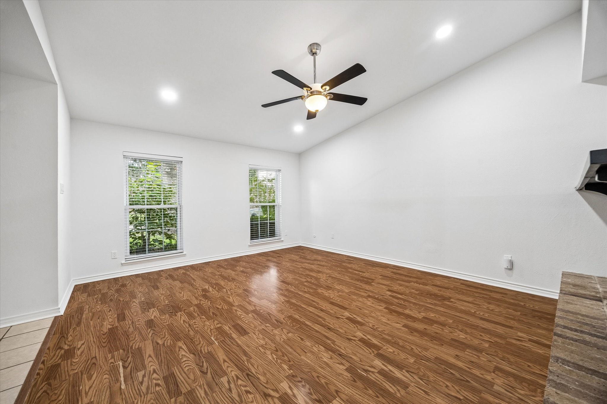 6830 Pickett Drive Property Photo 5